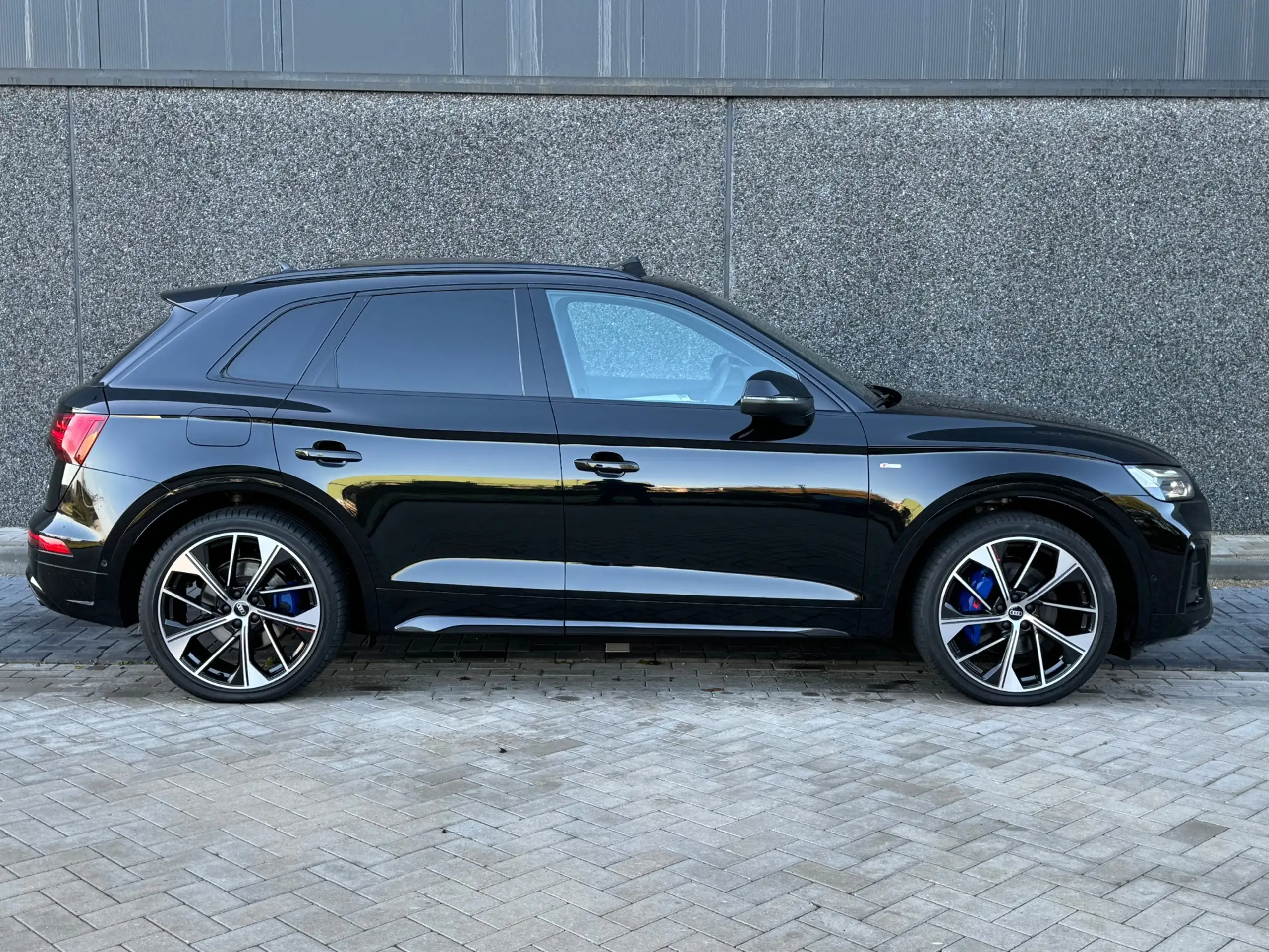 Audi - Q5