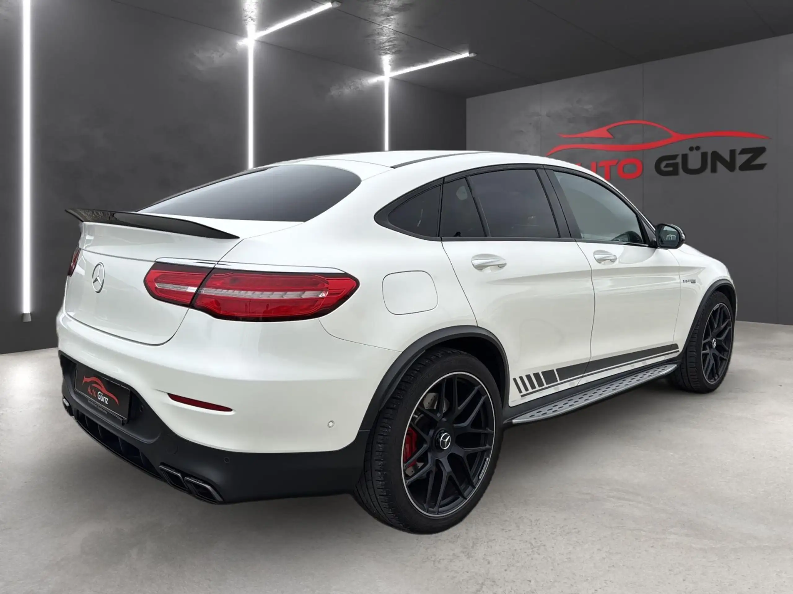 Mercedes-Benz - GLC 63 AMG