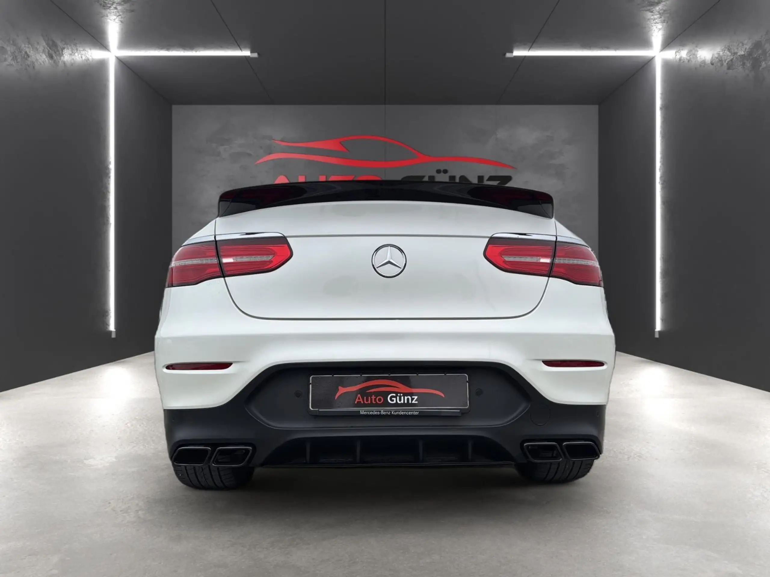 Mercedes-Benz - GLC 63 AMG