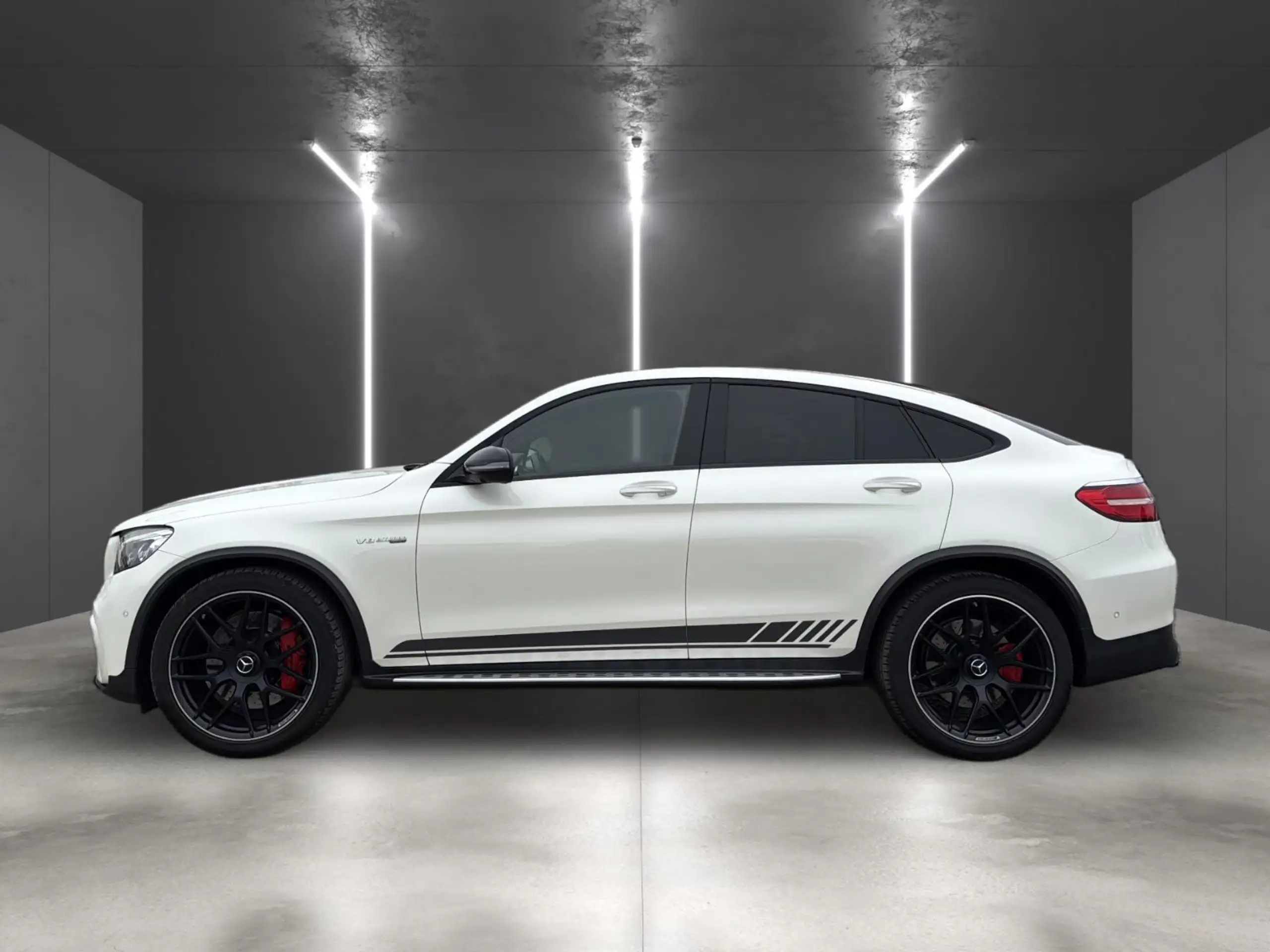 Mercedes-Benz - GLC 63 AMG