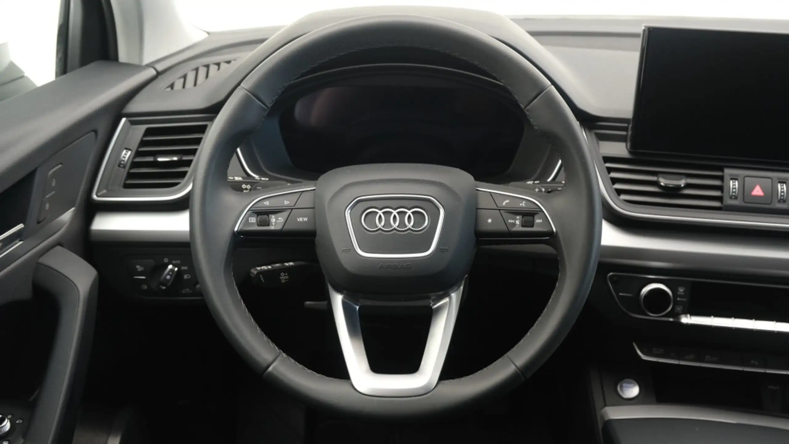 Audi - Q5