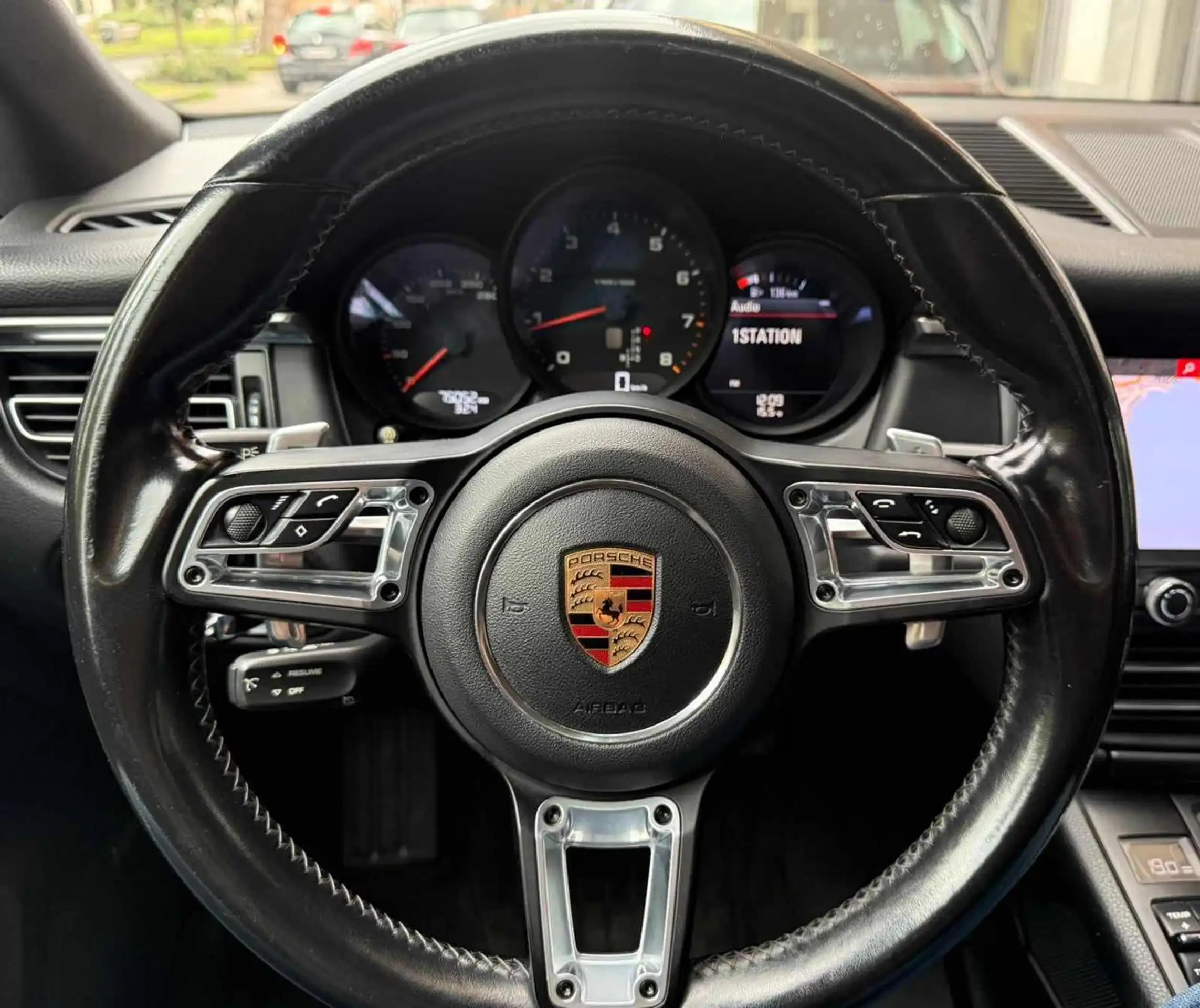 Porsche - Macan