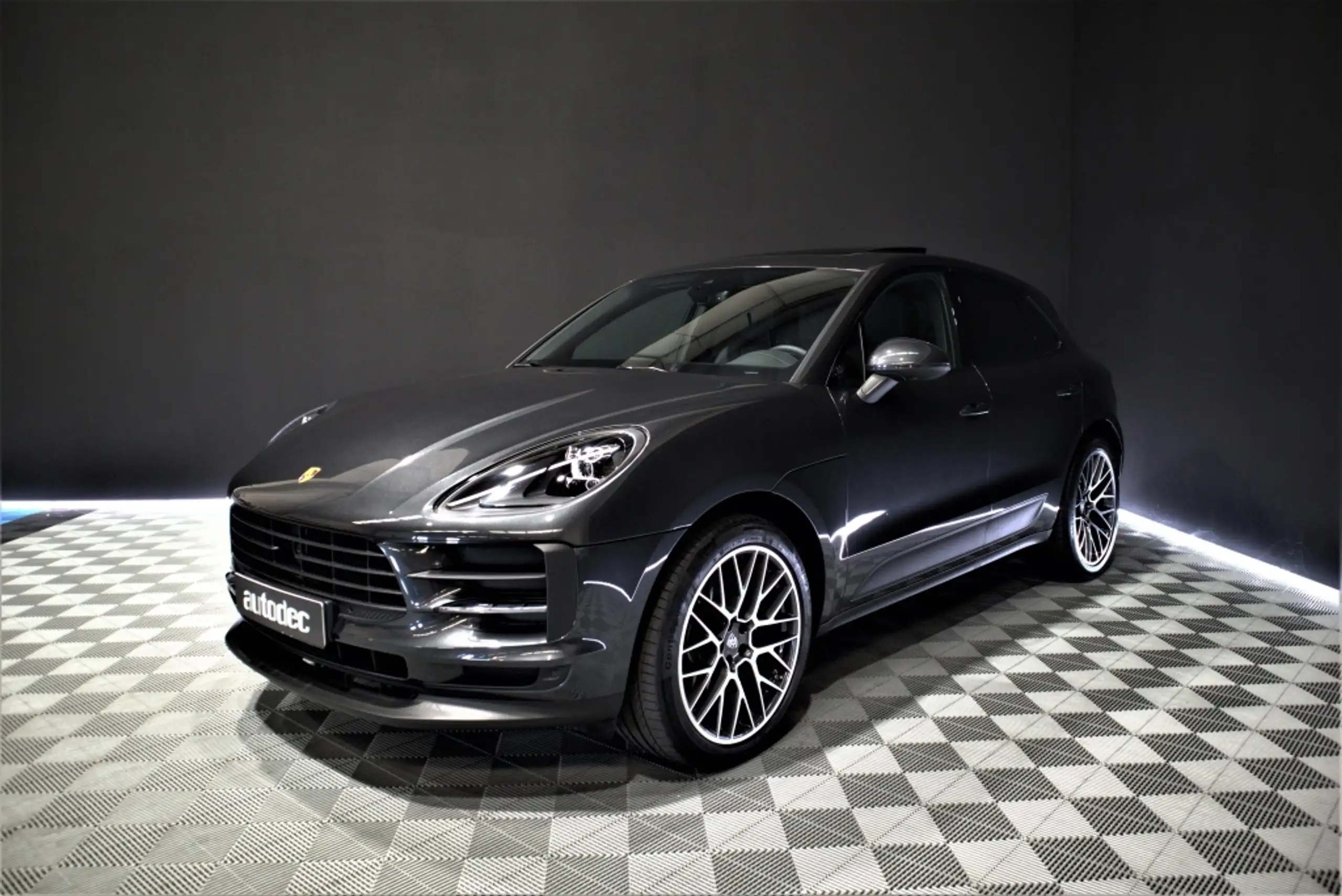 Porsche - Macan