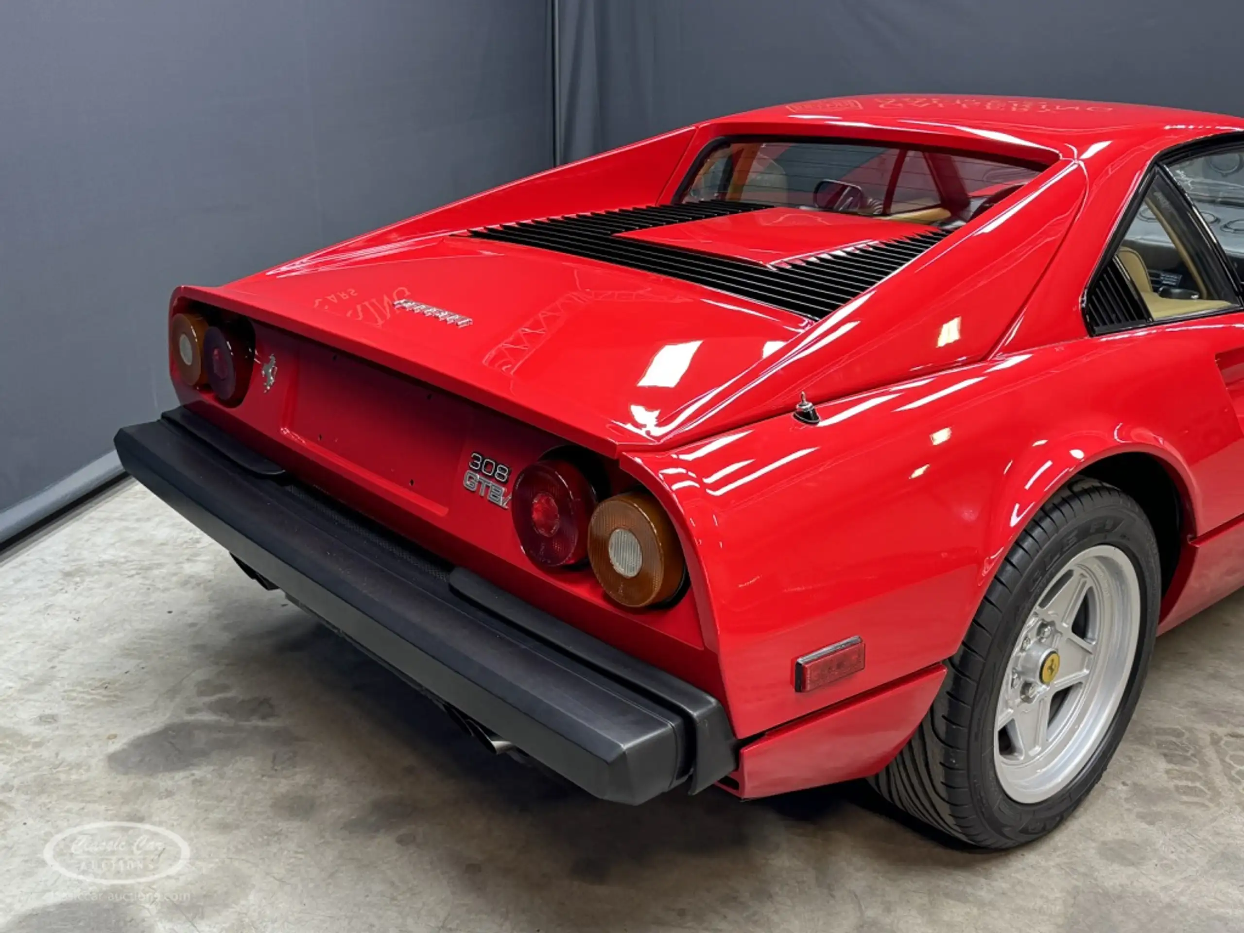 Ferrari - 308