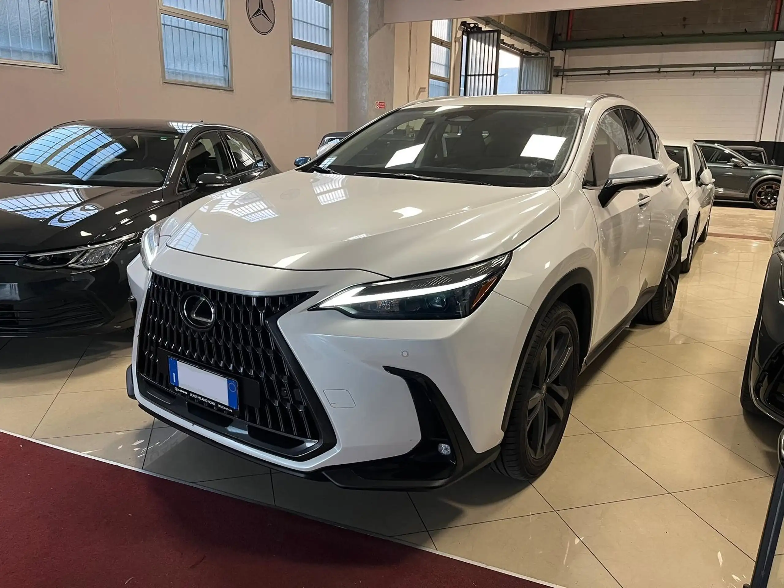 Lexus - NX 200t