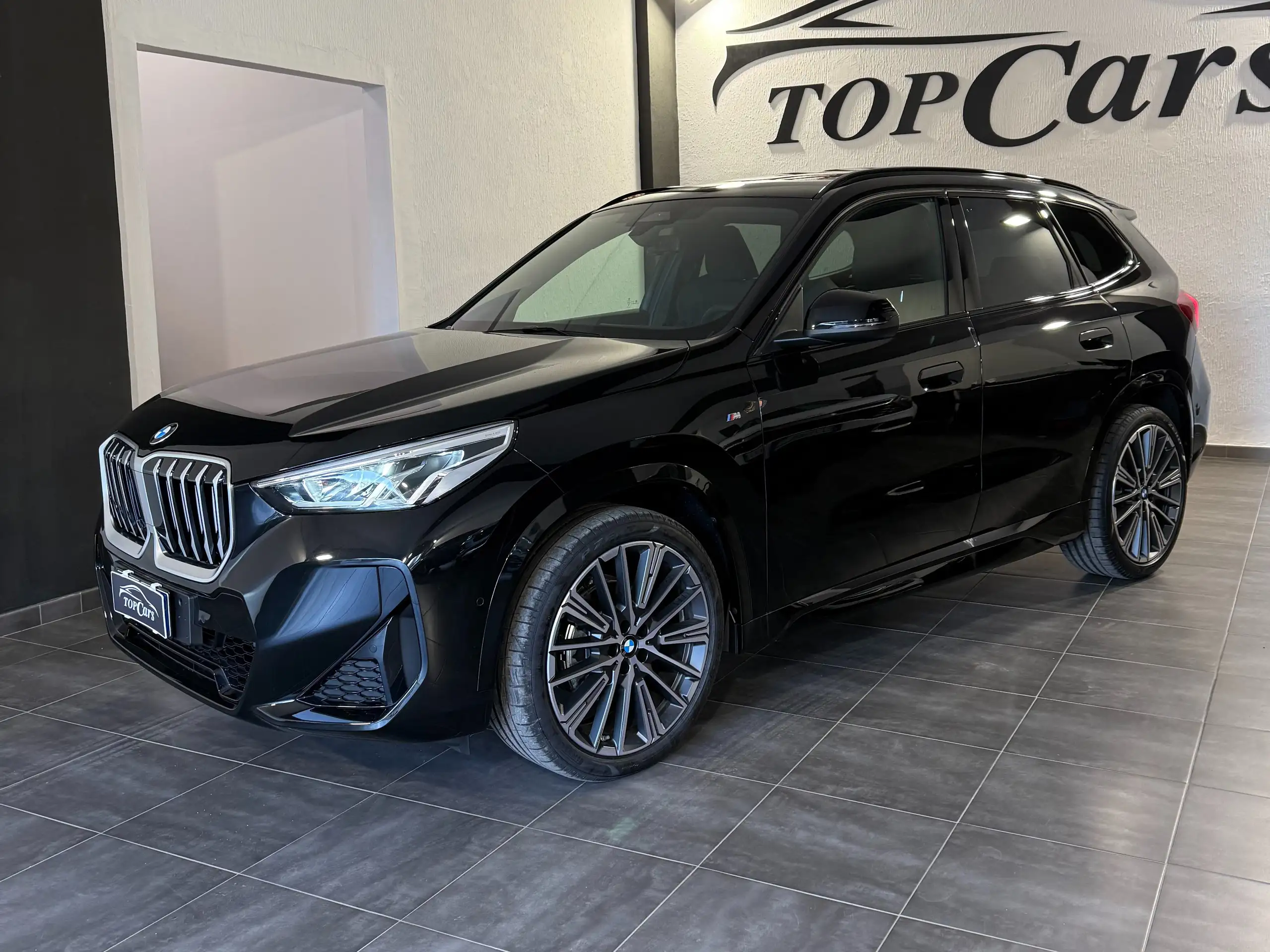 BMW - X1