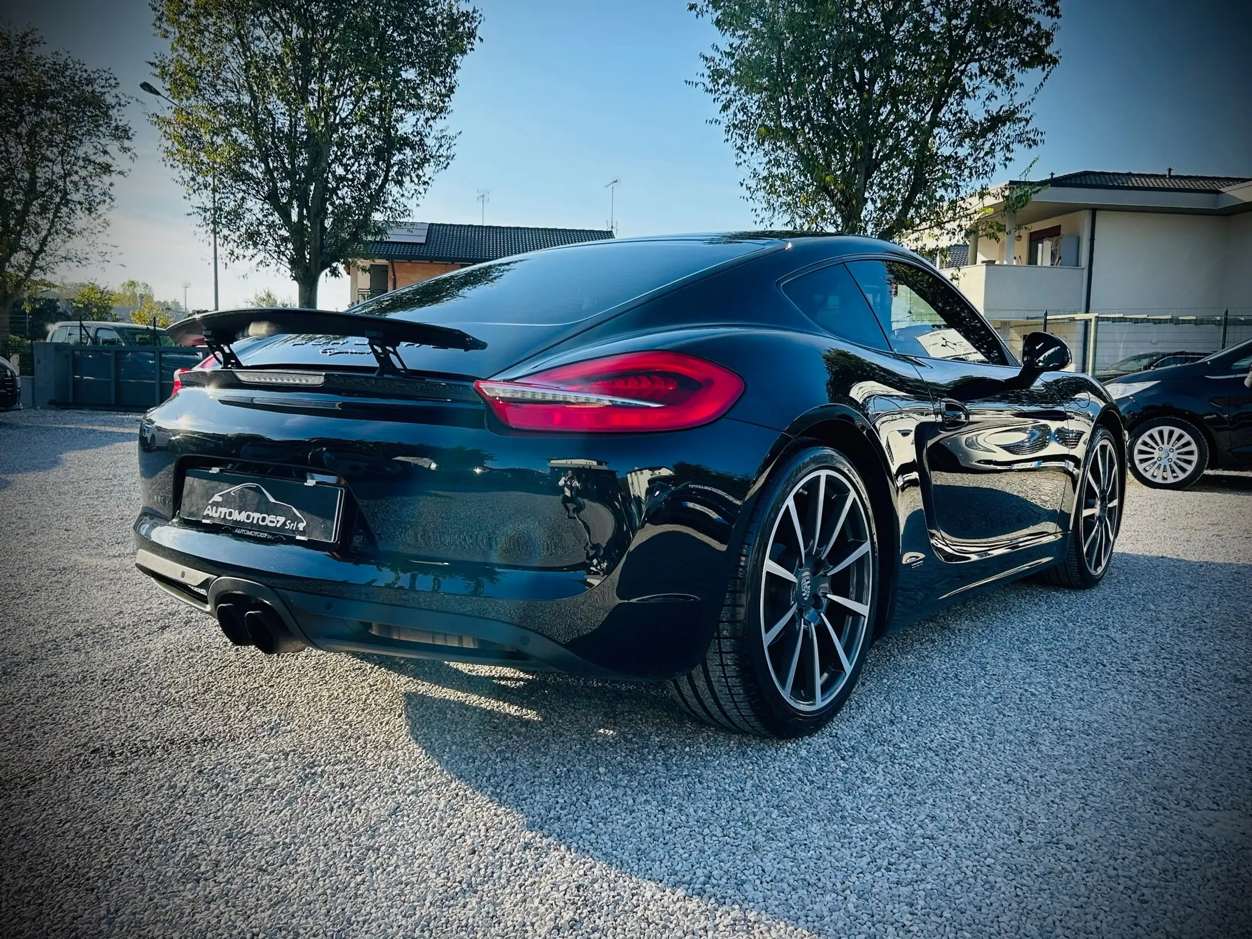 Porsche - Cayman