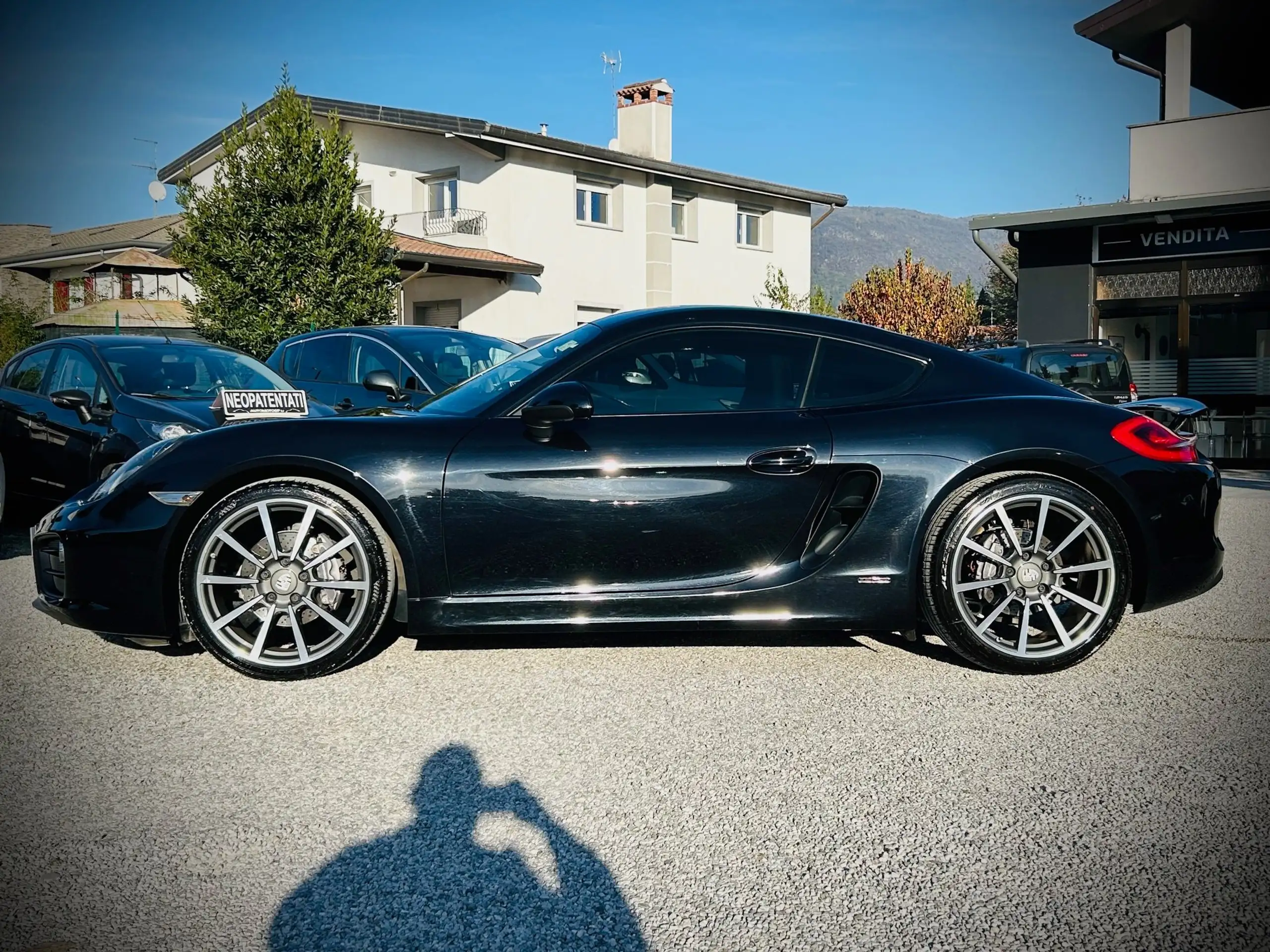 Porsche - Cayman