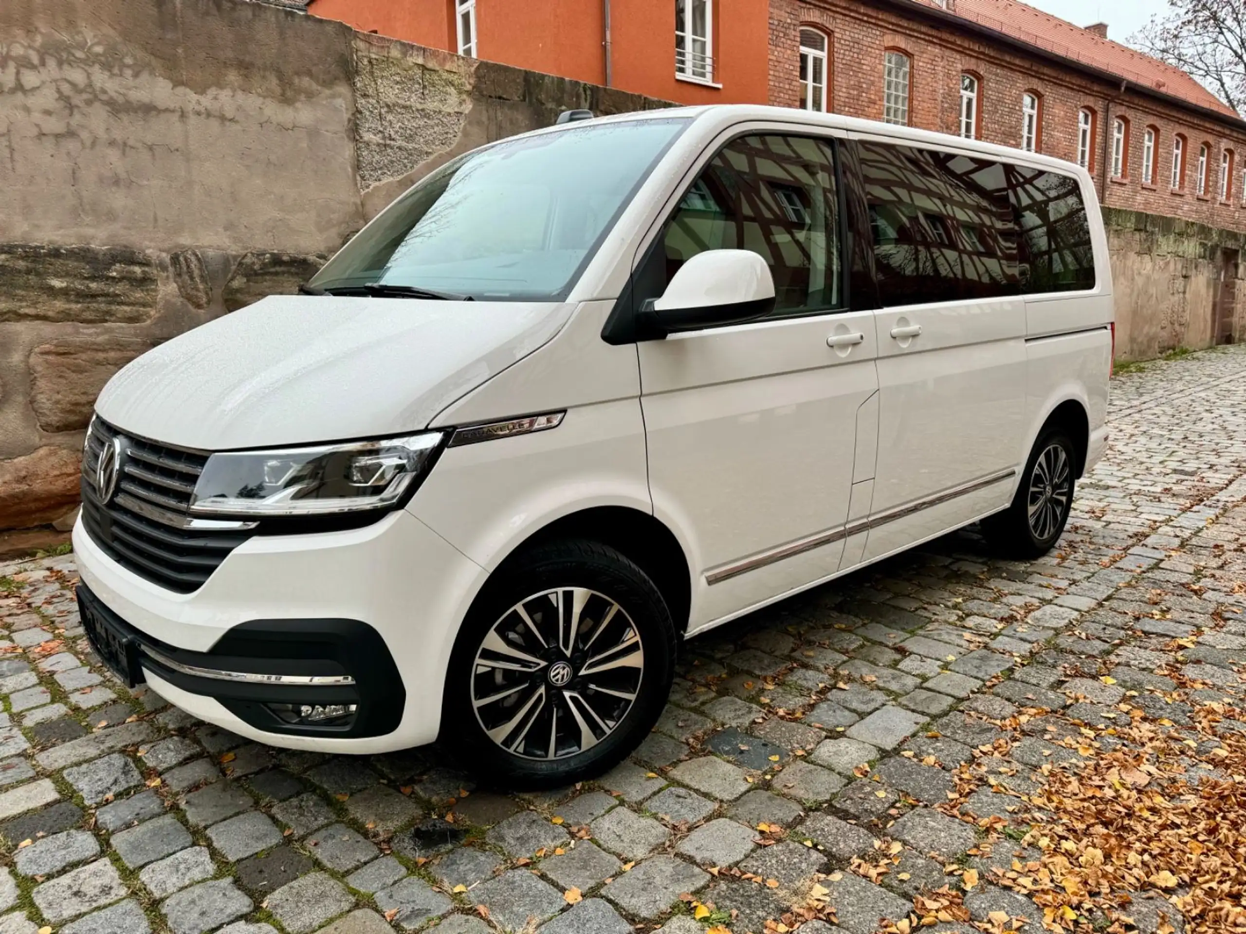 Volkswagen - T6 Caravelle