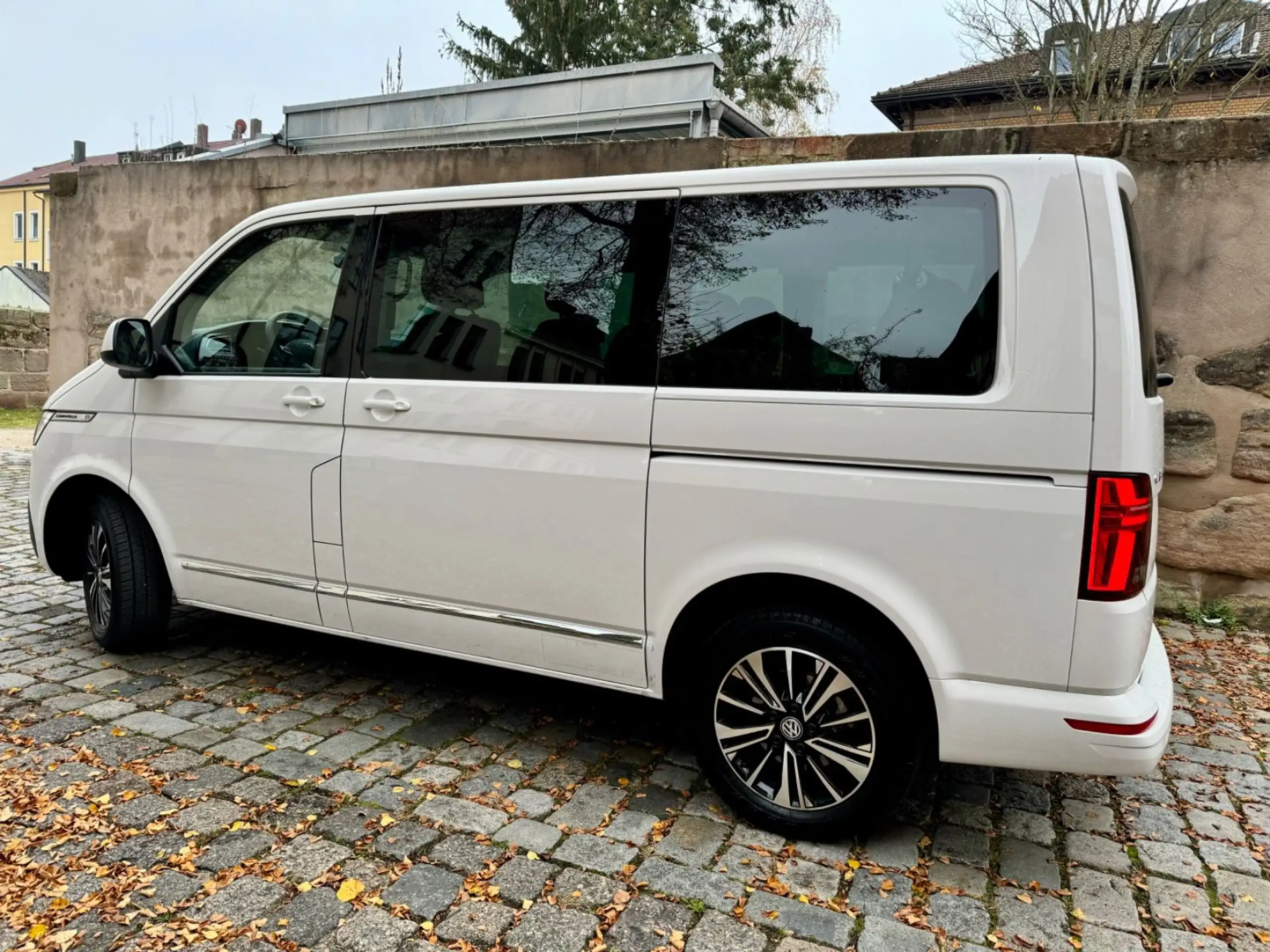 Volkswagen - T6 Caravelle