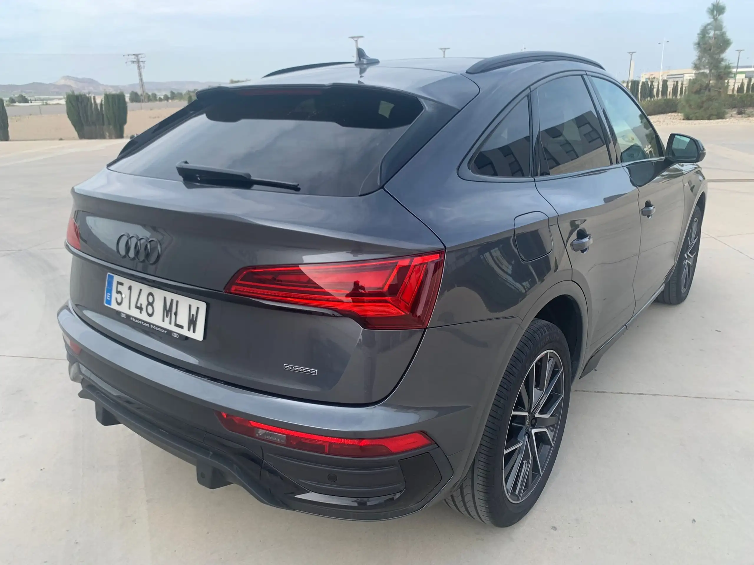 Audi - Q5