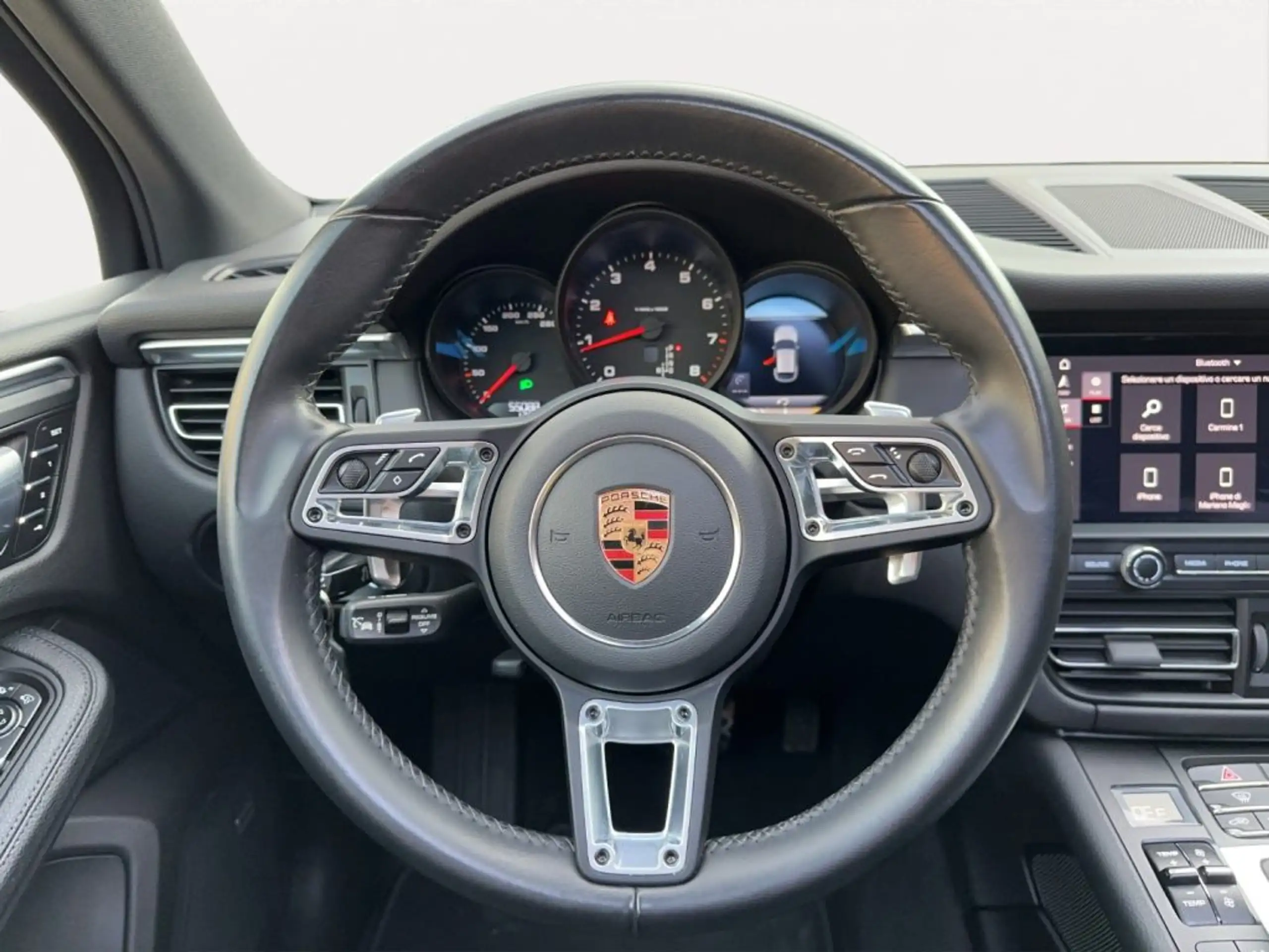 Porsche - Macan