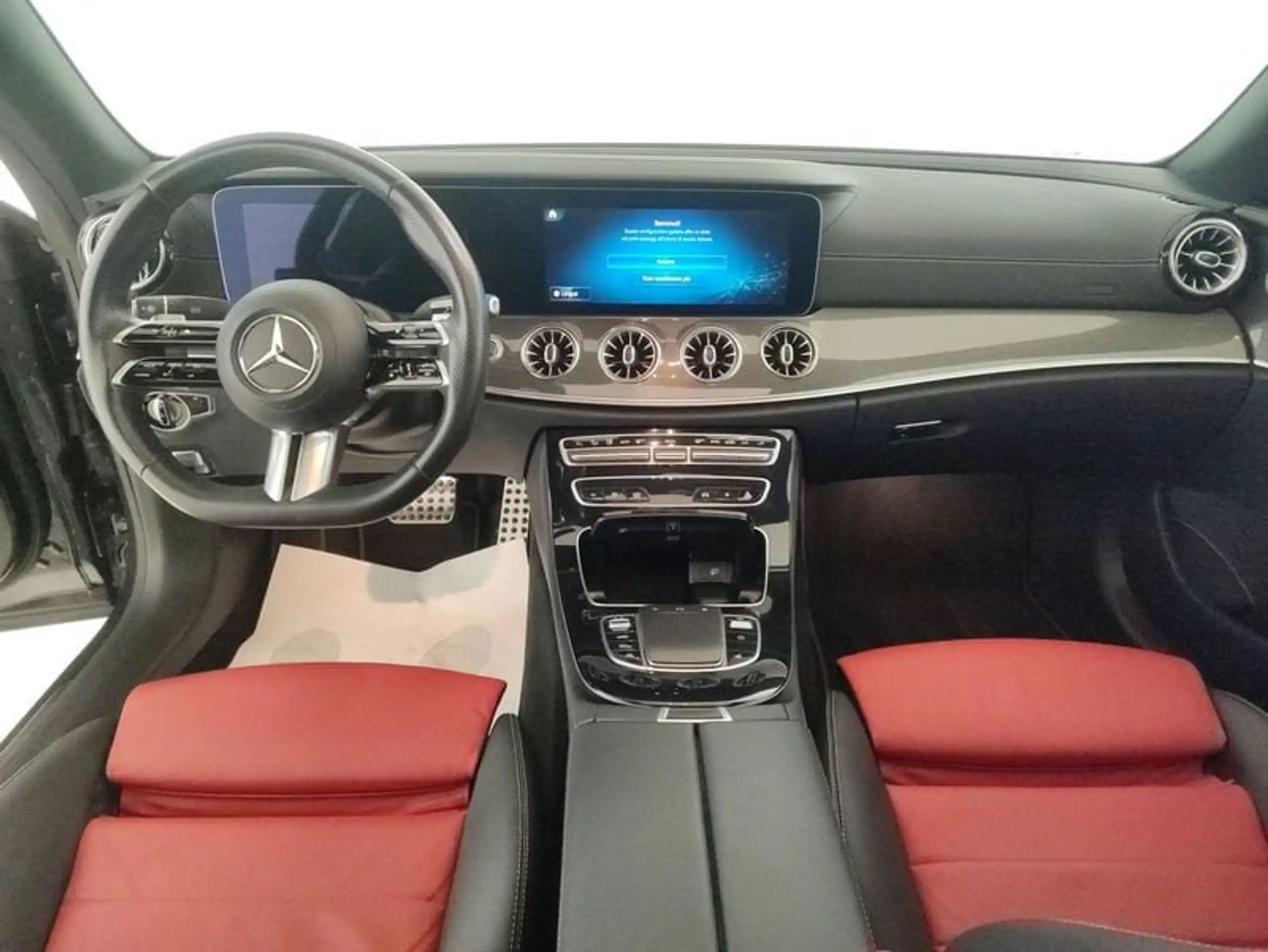 Mercedes-Benz - E 220