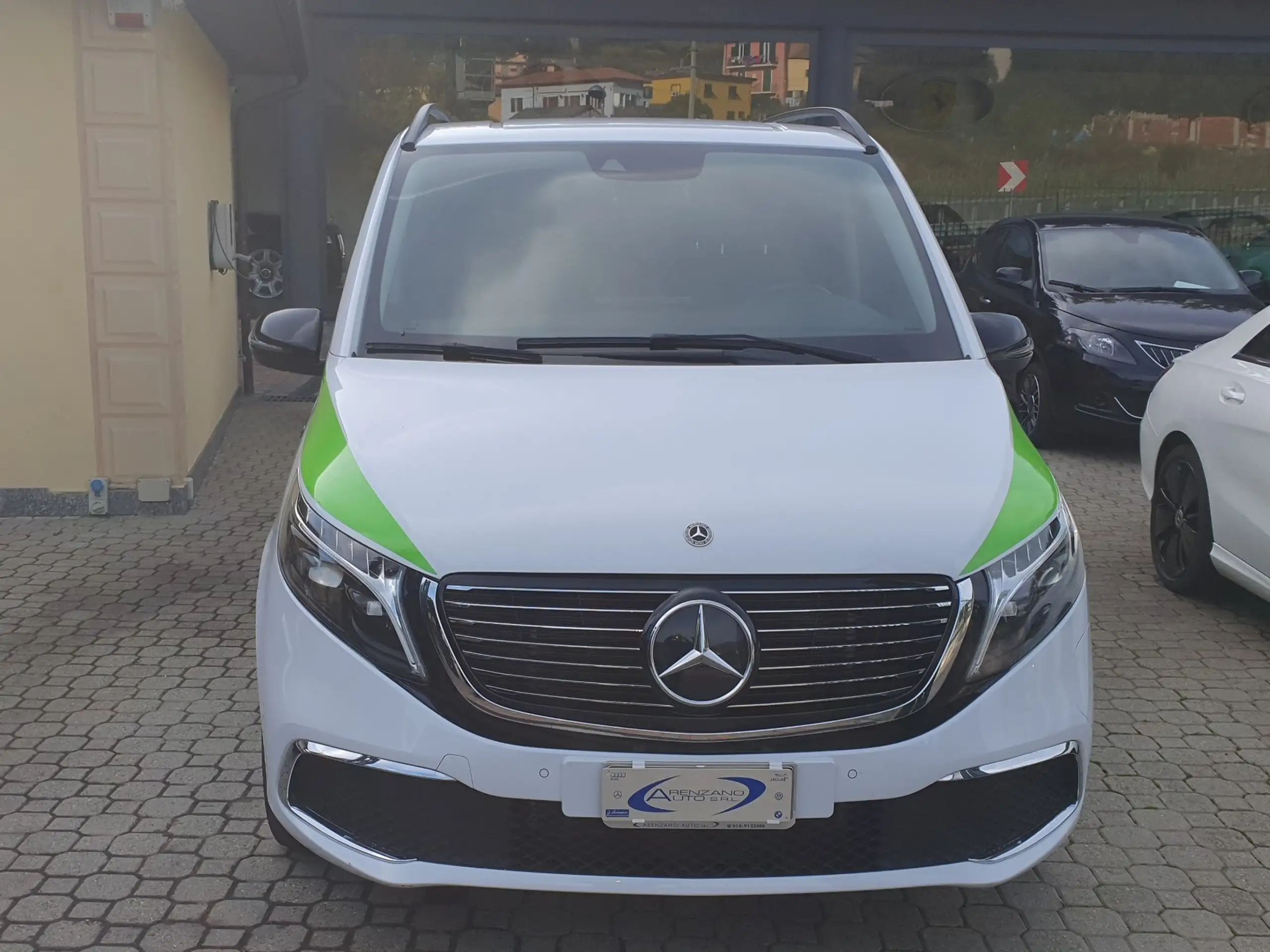 Mercedes-Benz - EQV 300