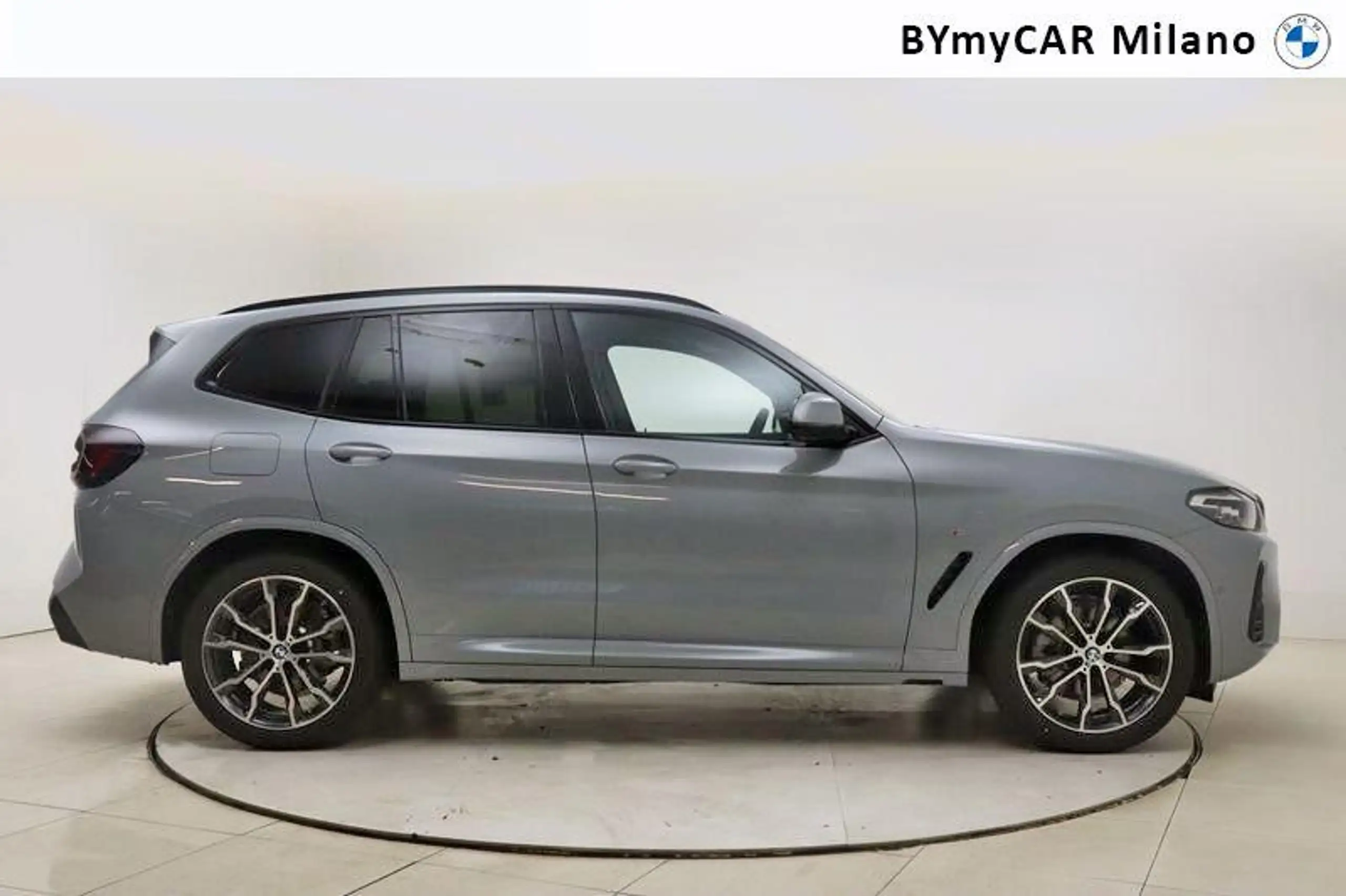 BMW - X3