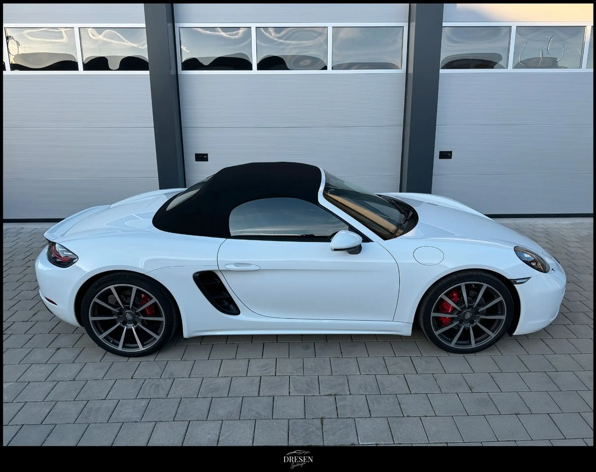 Porsche - Boxster