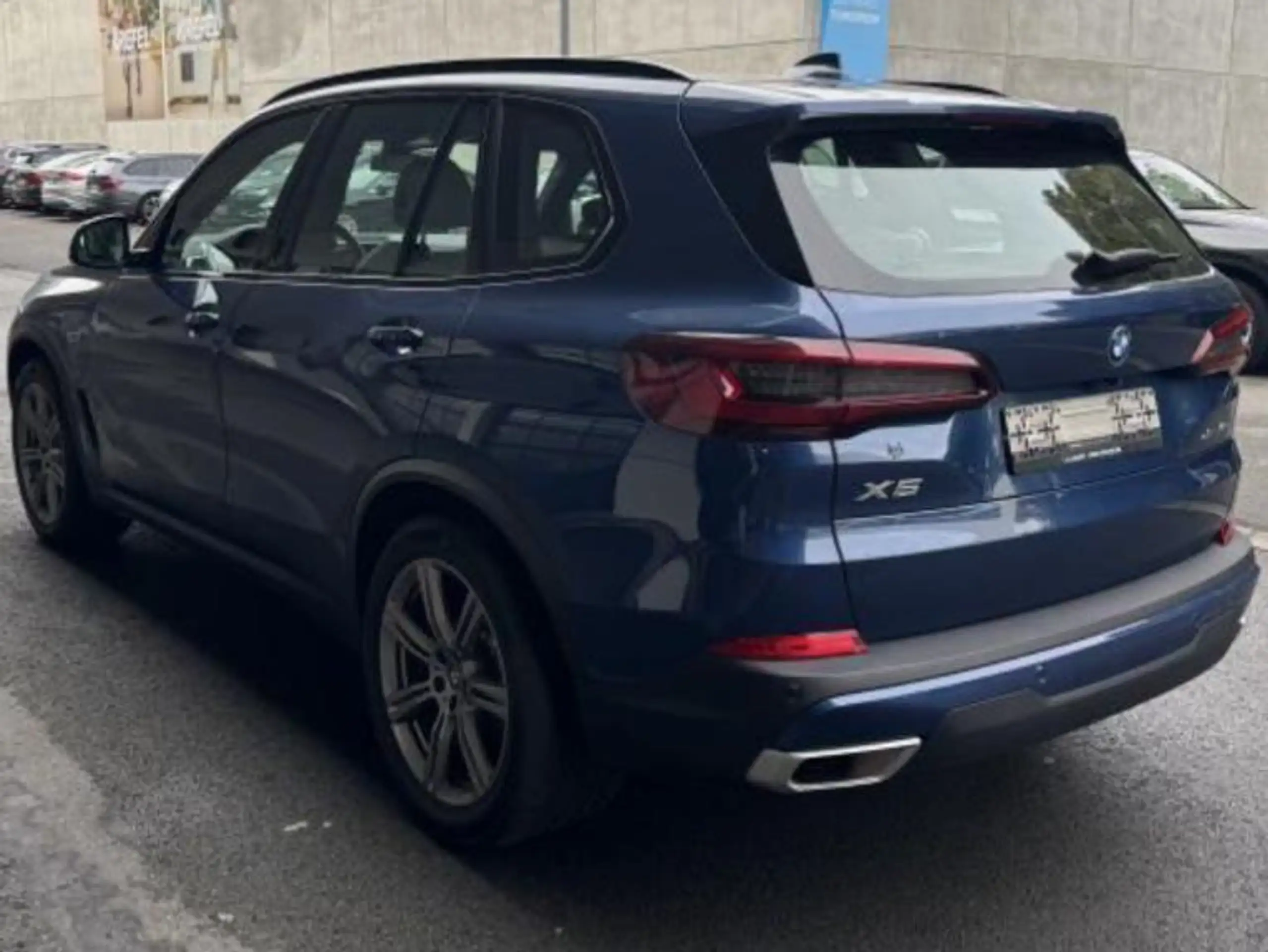 BMW - X5