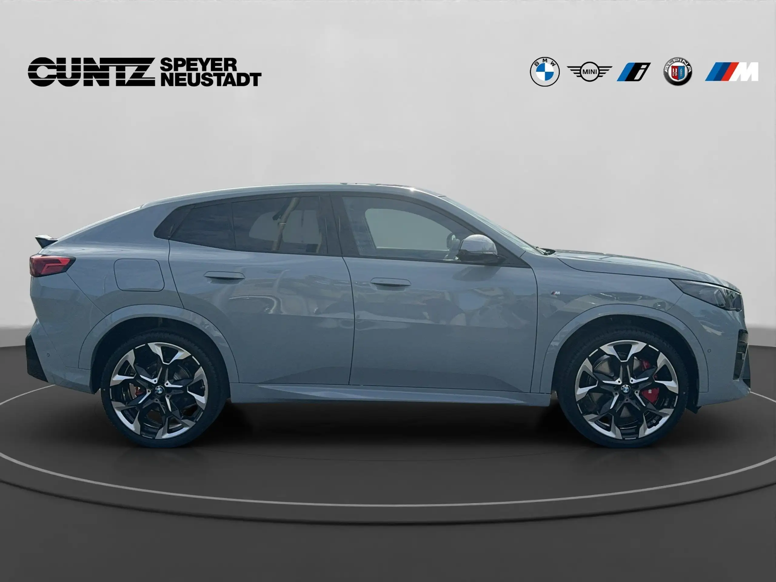 BMW - X2