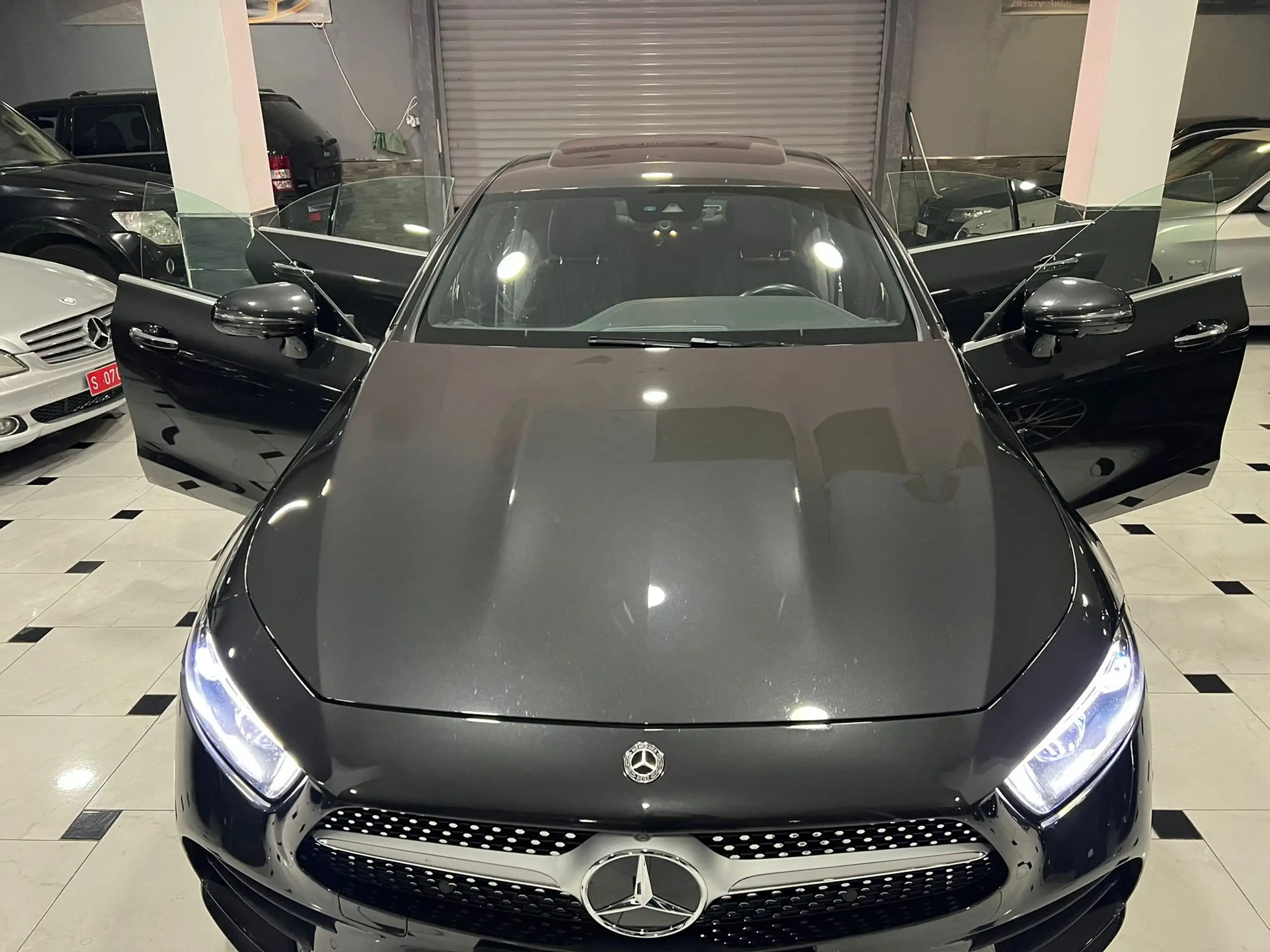 Mercedes-Benz - CLS 400