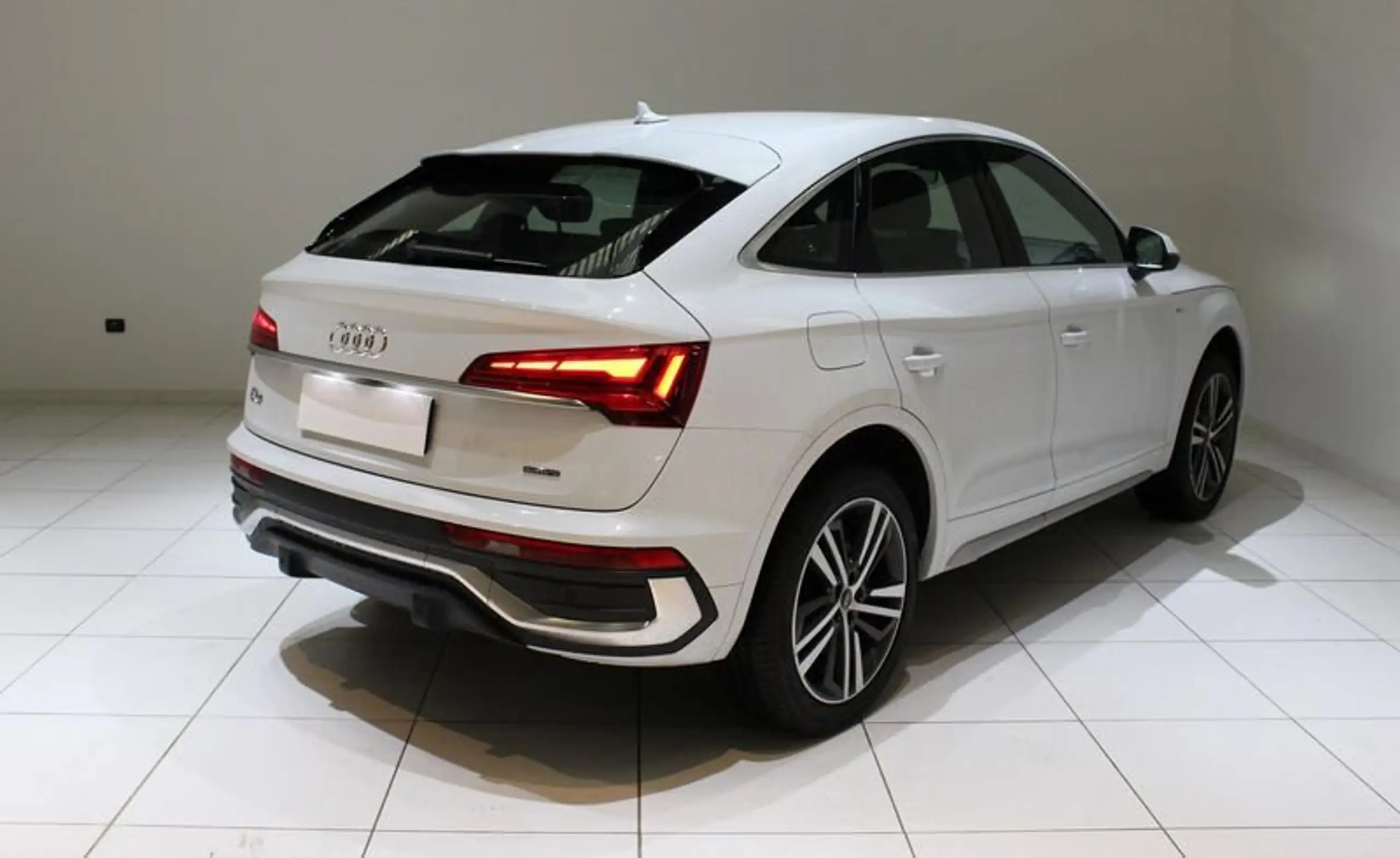 Audi - Q5