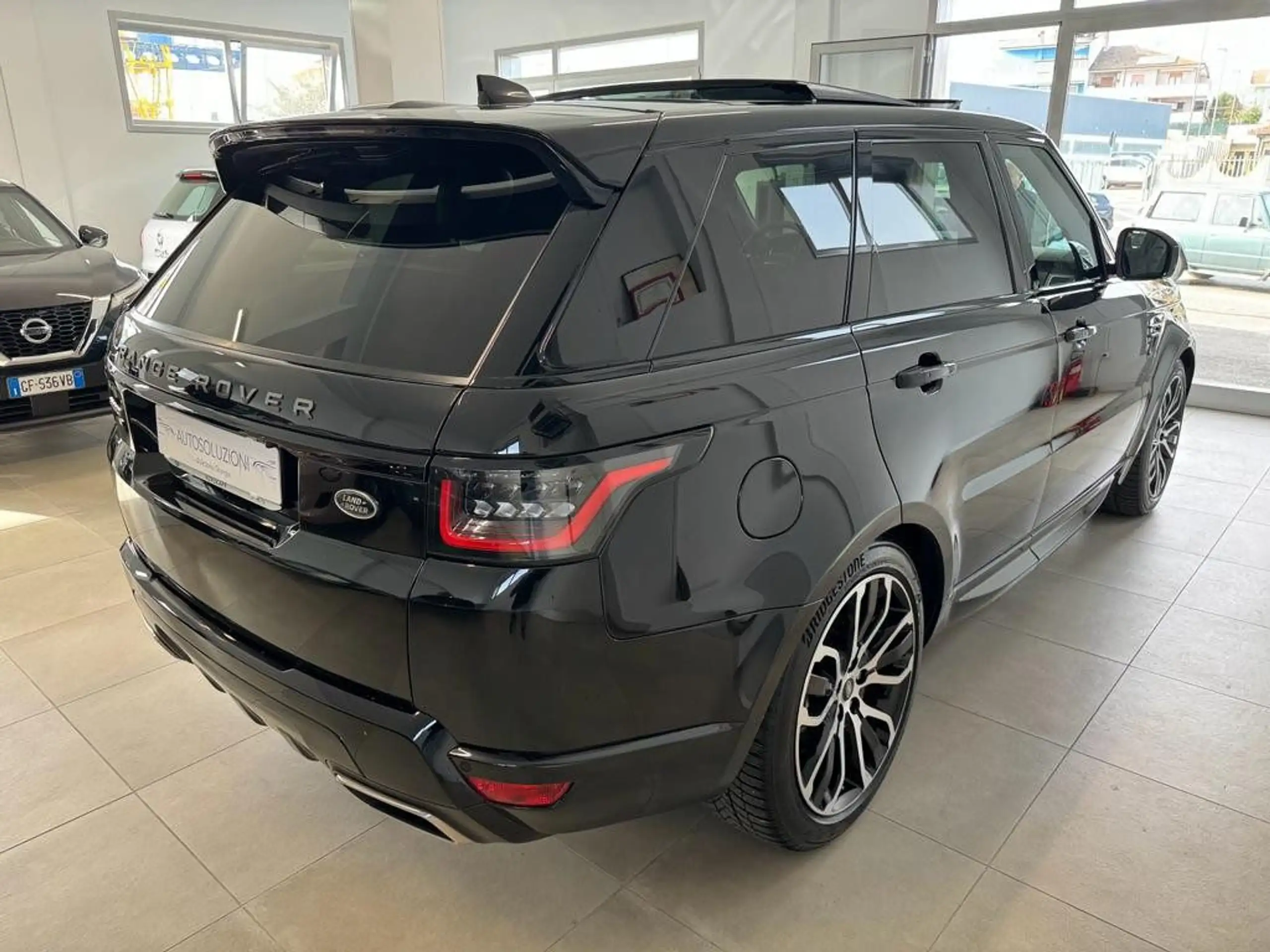 Land Rover - Range Rover Sport