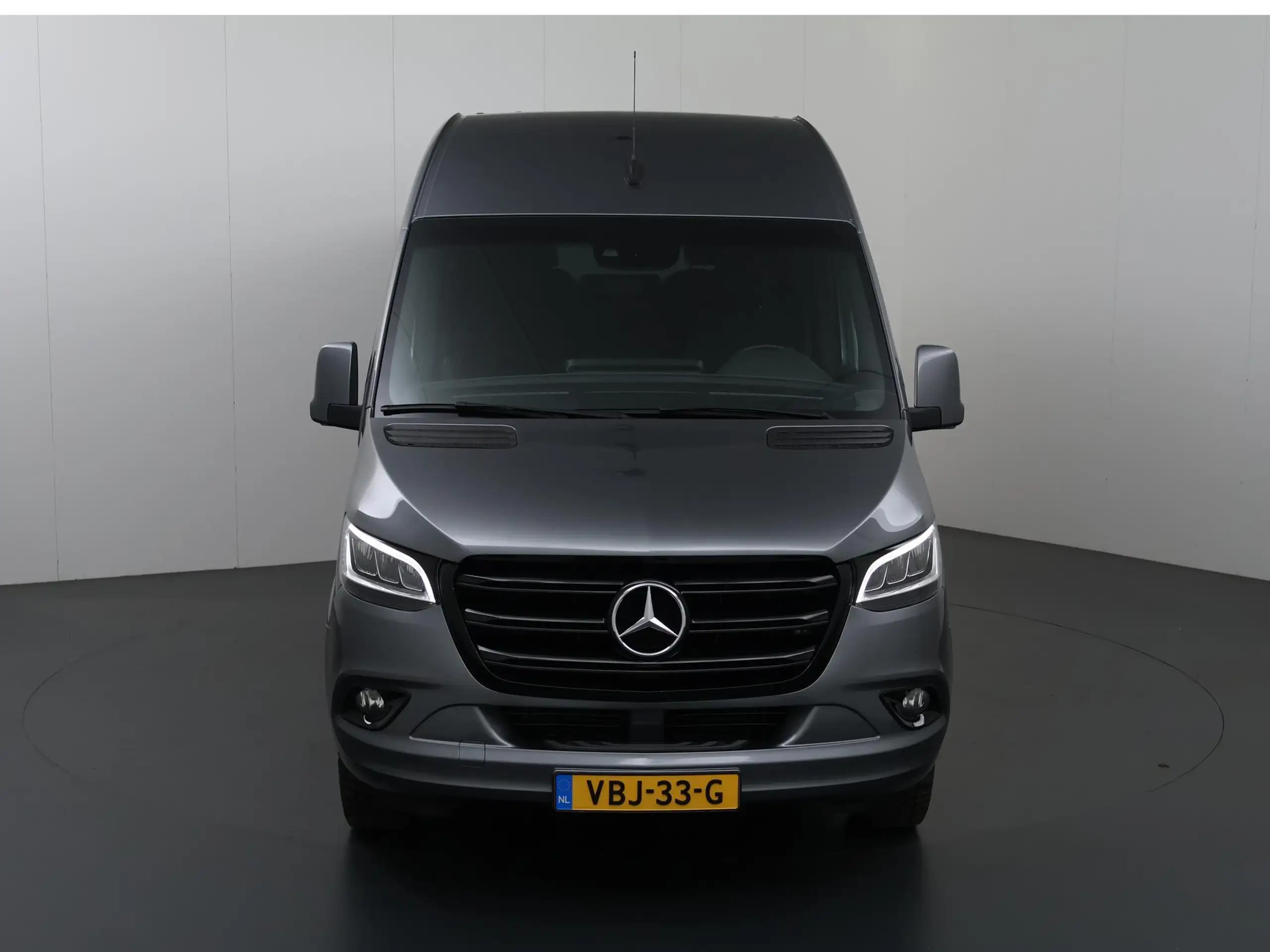 Mercedes-Benz - Sprinter