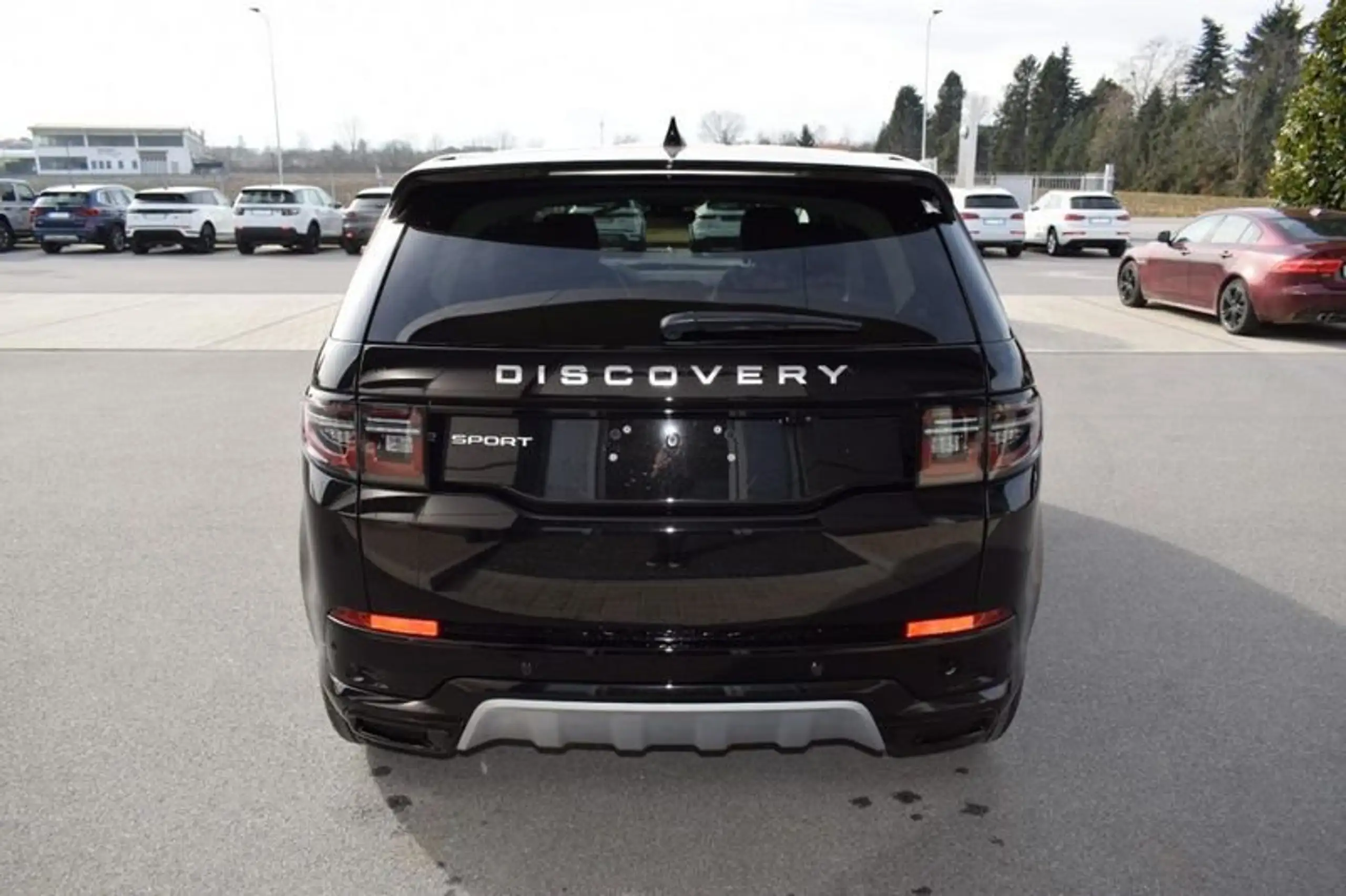 Land Rover - Discovery Sport