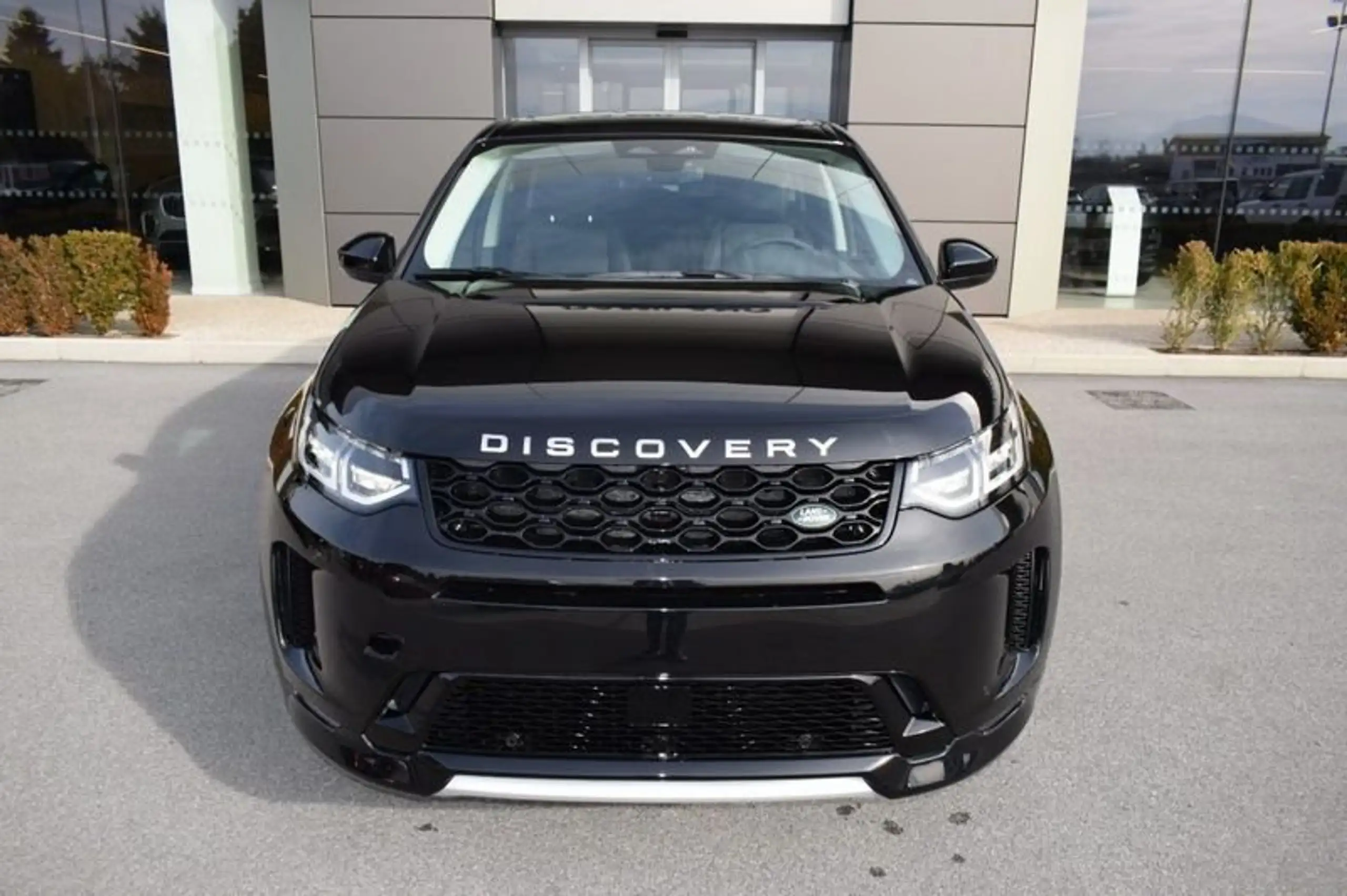 Land Rover - Discovery Sport