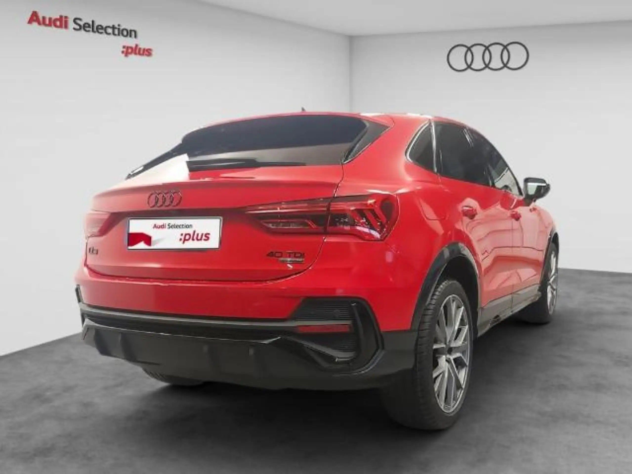 Audi - Q3