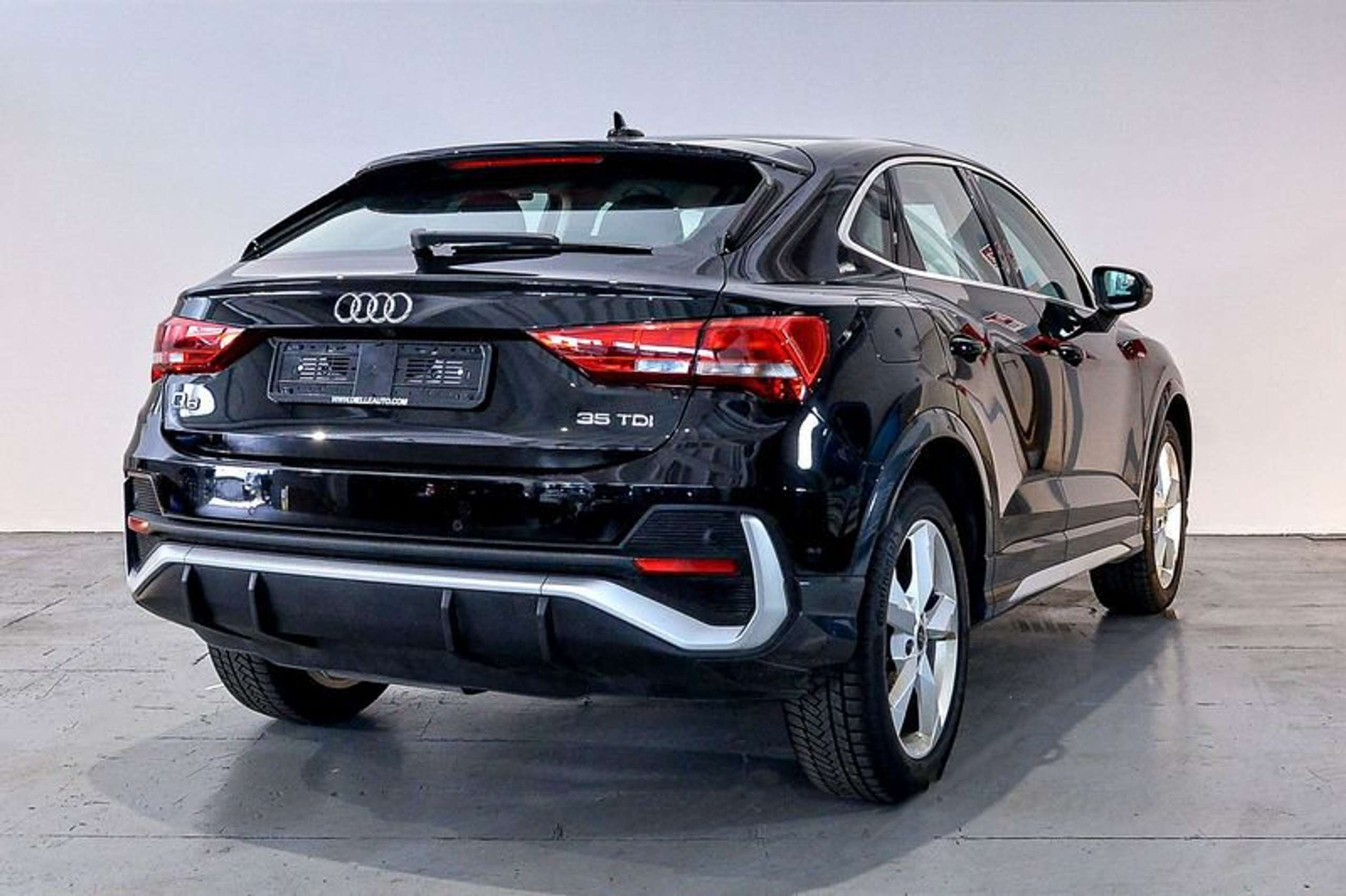 Audi - Q3