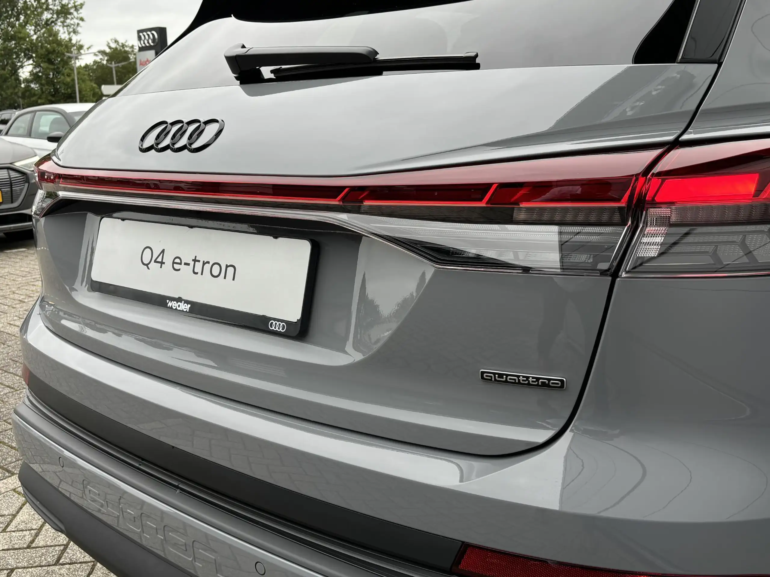 Audi - Q4 e-tron