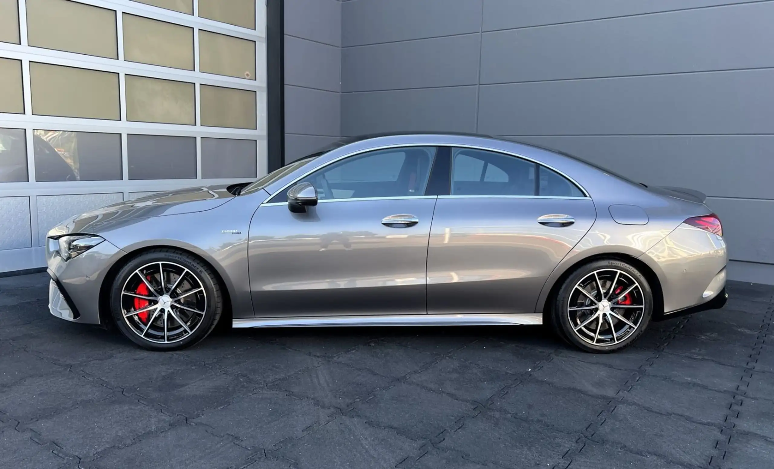 Mercedes-Benz - CLA 35 AMG