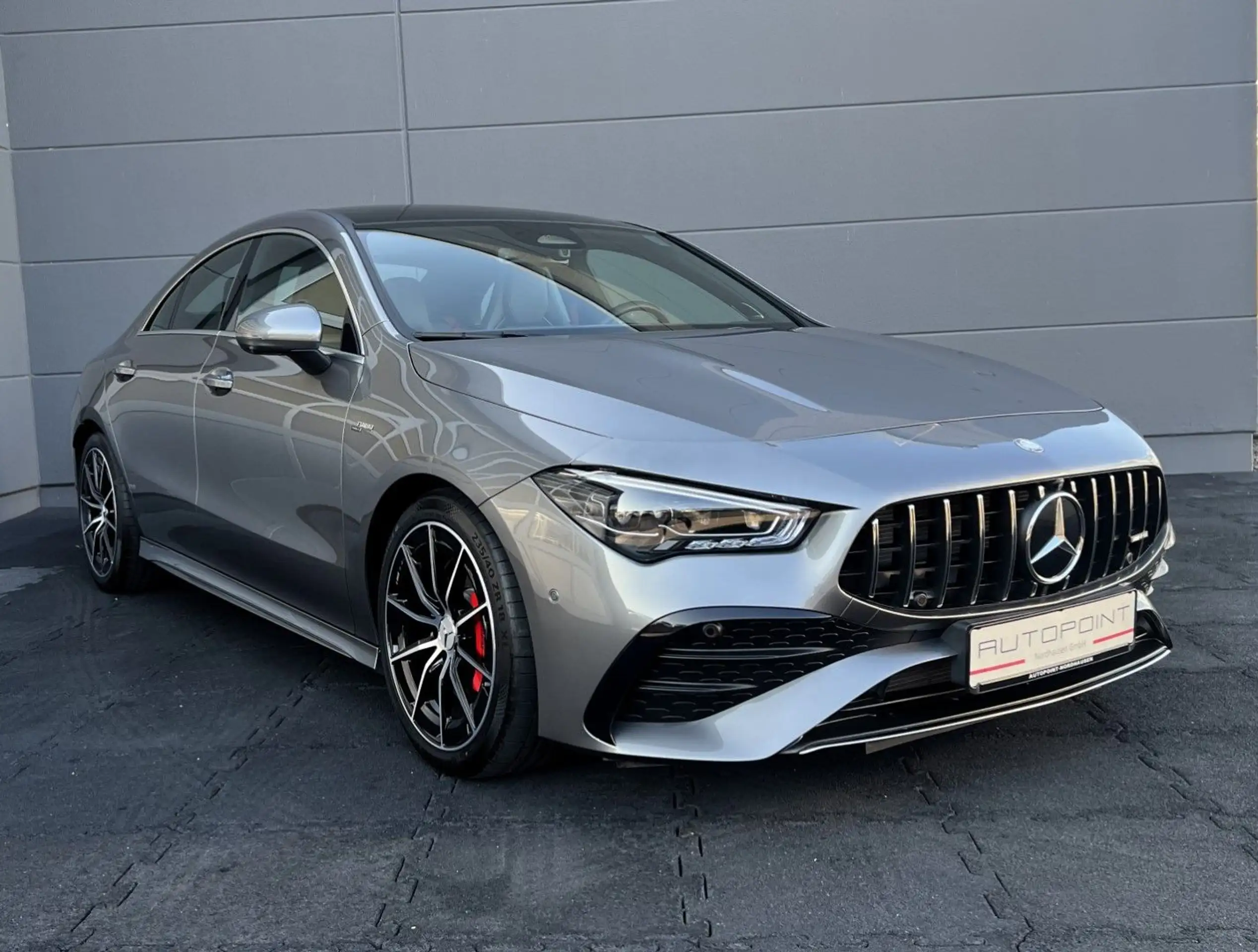 Mercedes-Benz - CLA 35 AMG