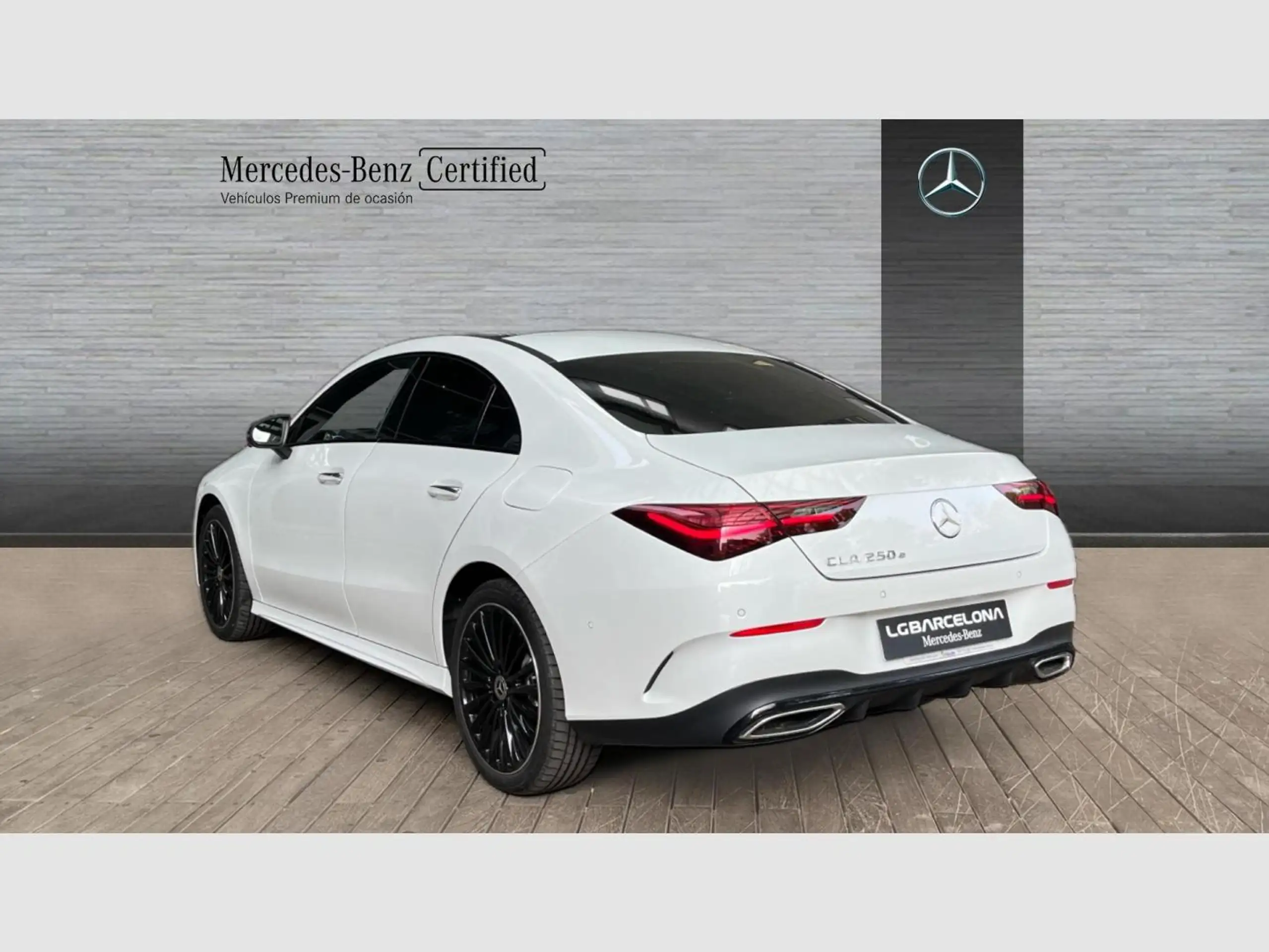 Mercedes-Benz - CLA 250