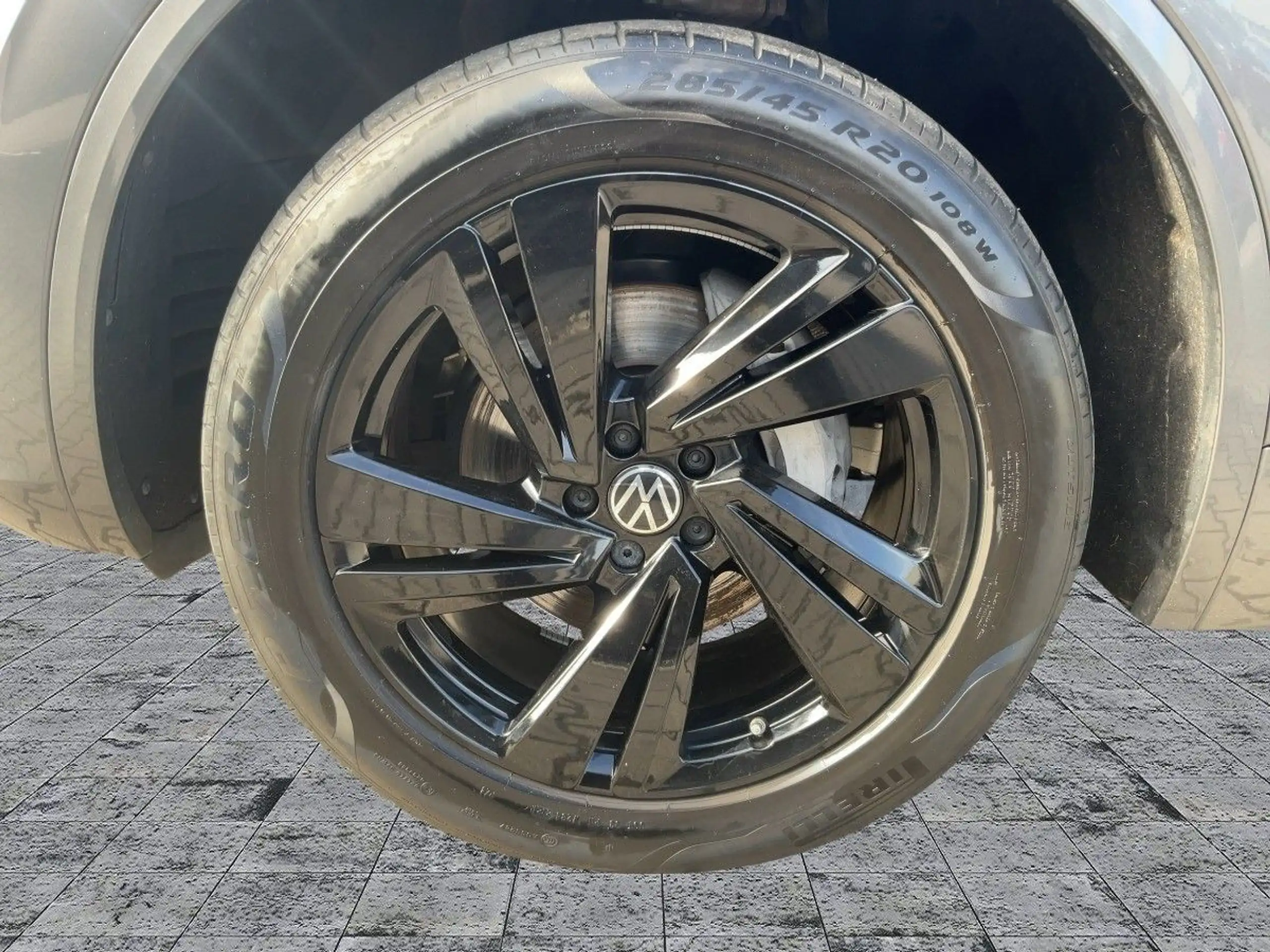 Volkswagen - Touareg