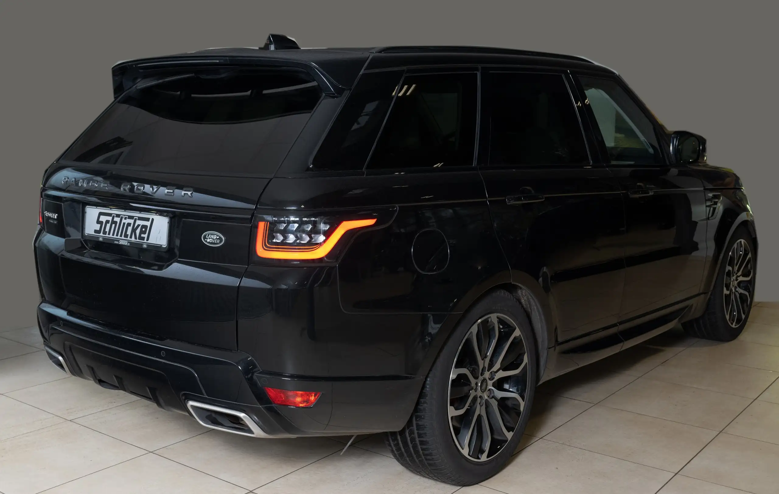 Land Rover - Range Rover Sport