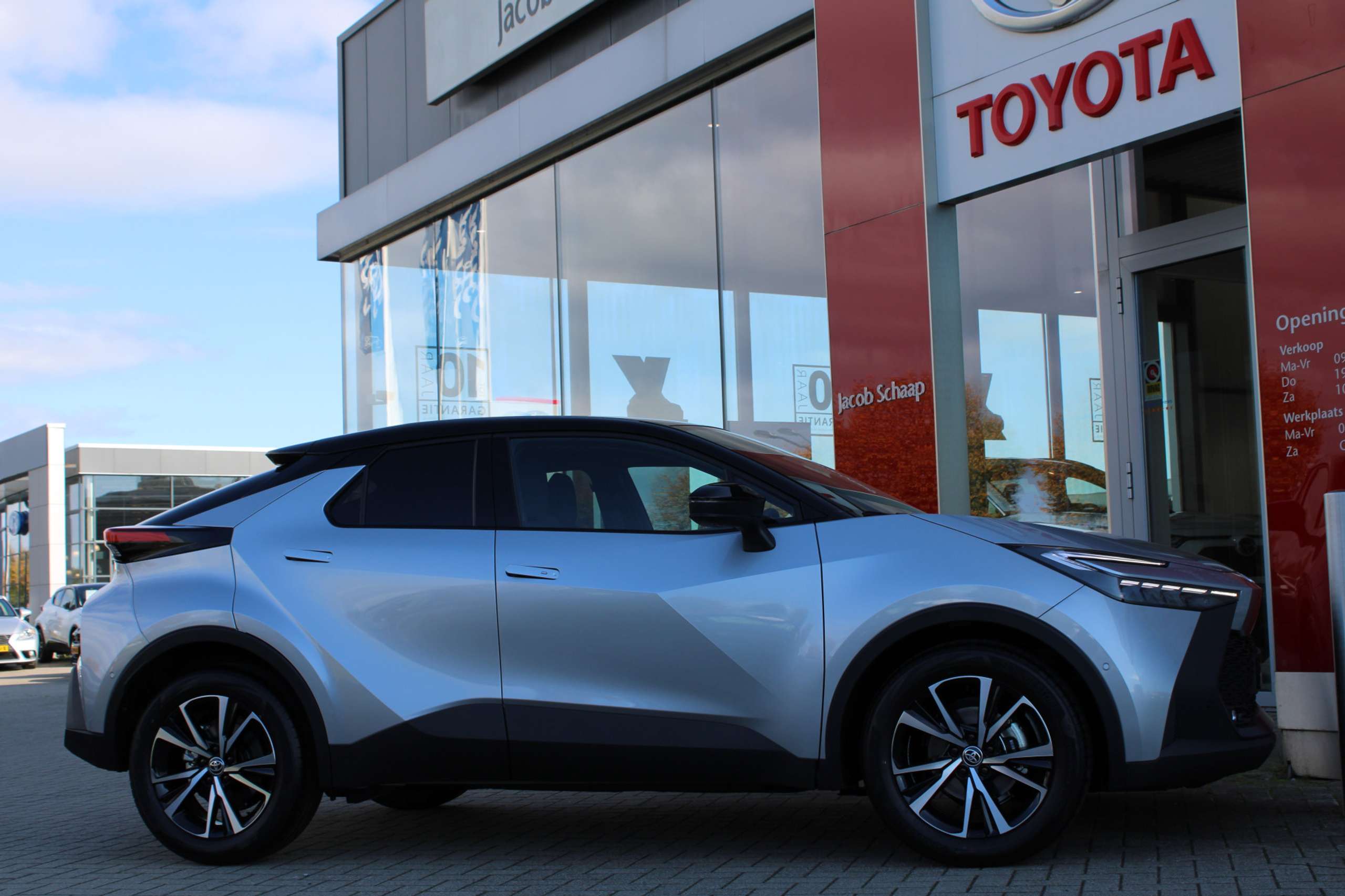 Toyota - C-HR