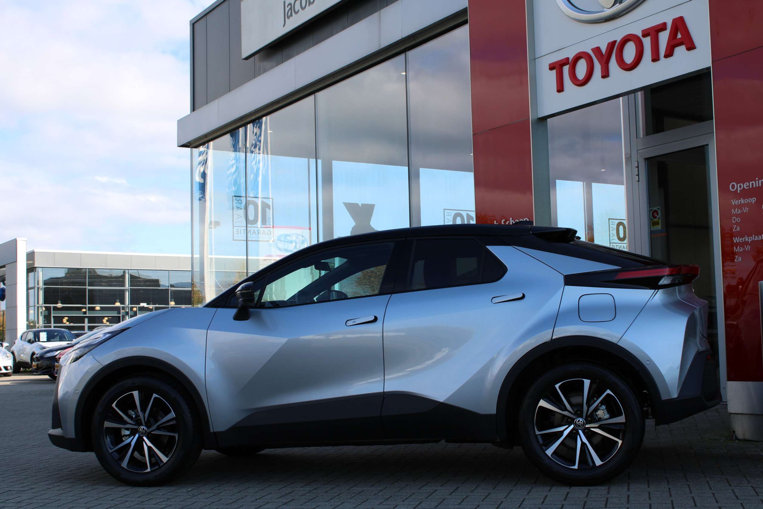 Toyota - C-HR