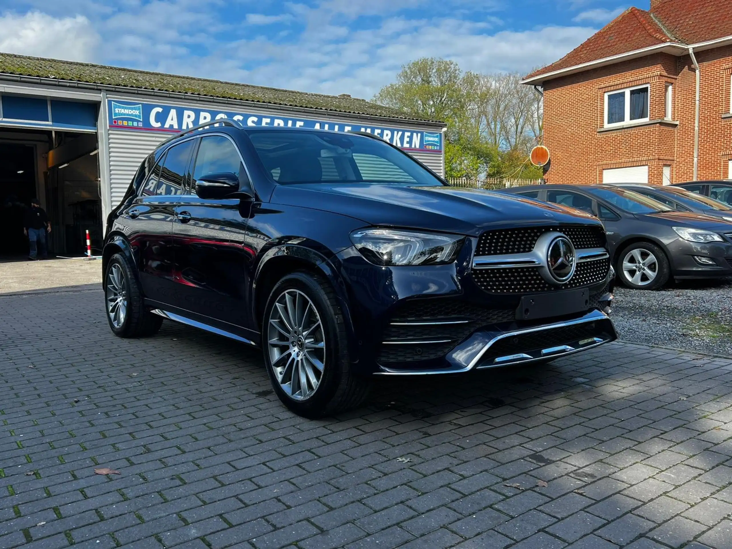 Mercedes-Benz - GLE 350