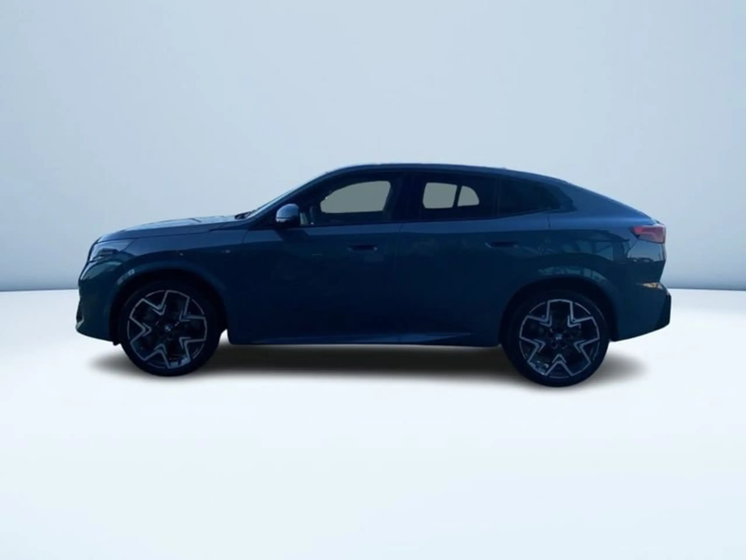 BMW - X2