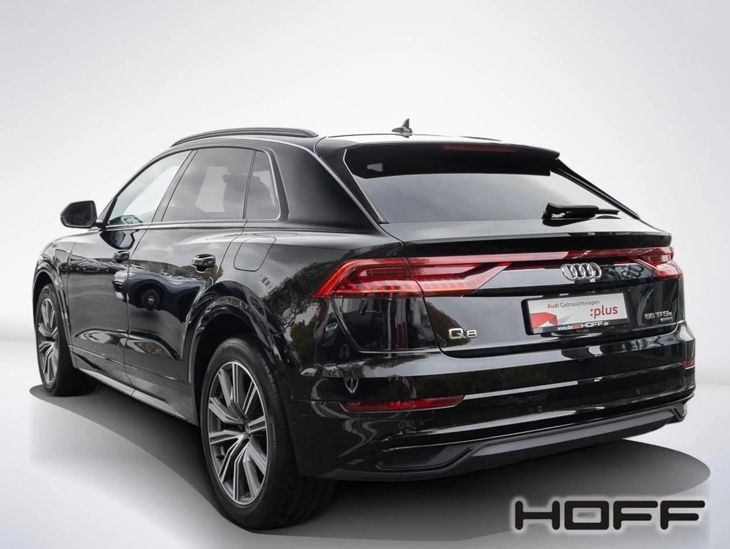 Audi - Q8