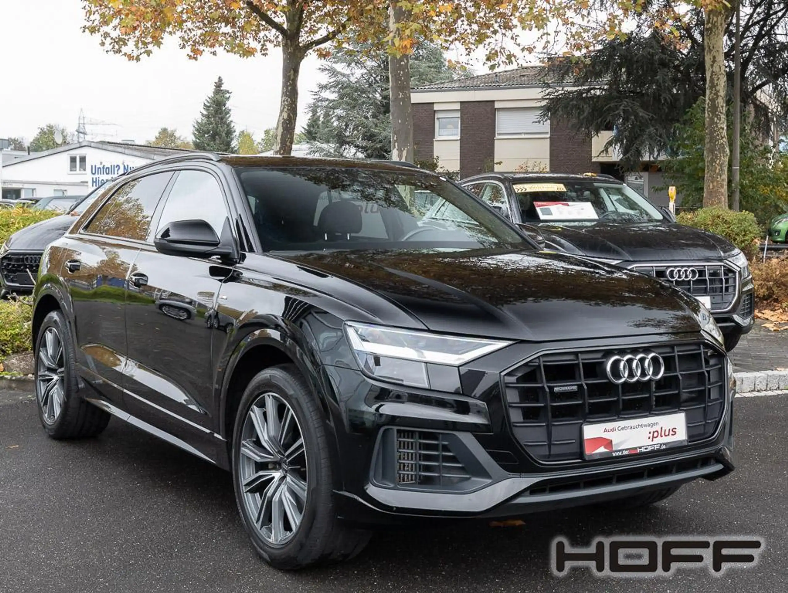 Audi - Q8