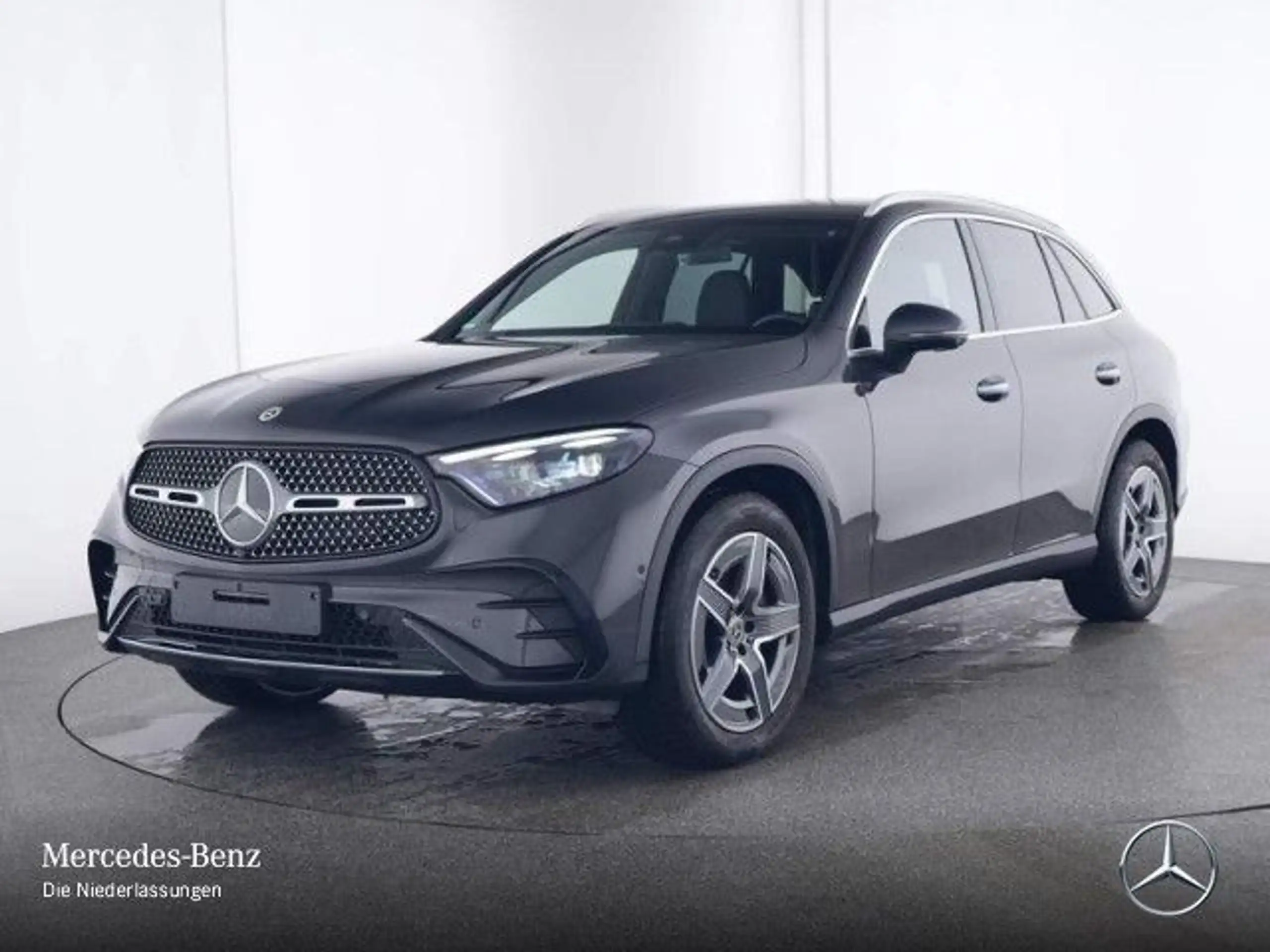 Mercedes-Benz - GLC 220