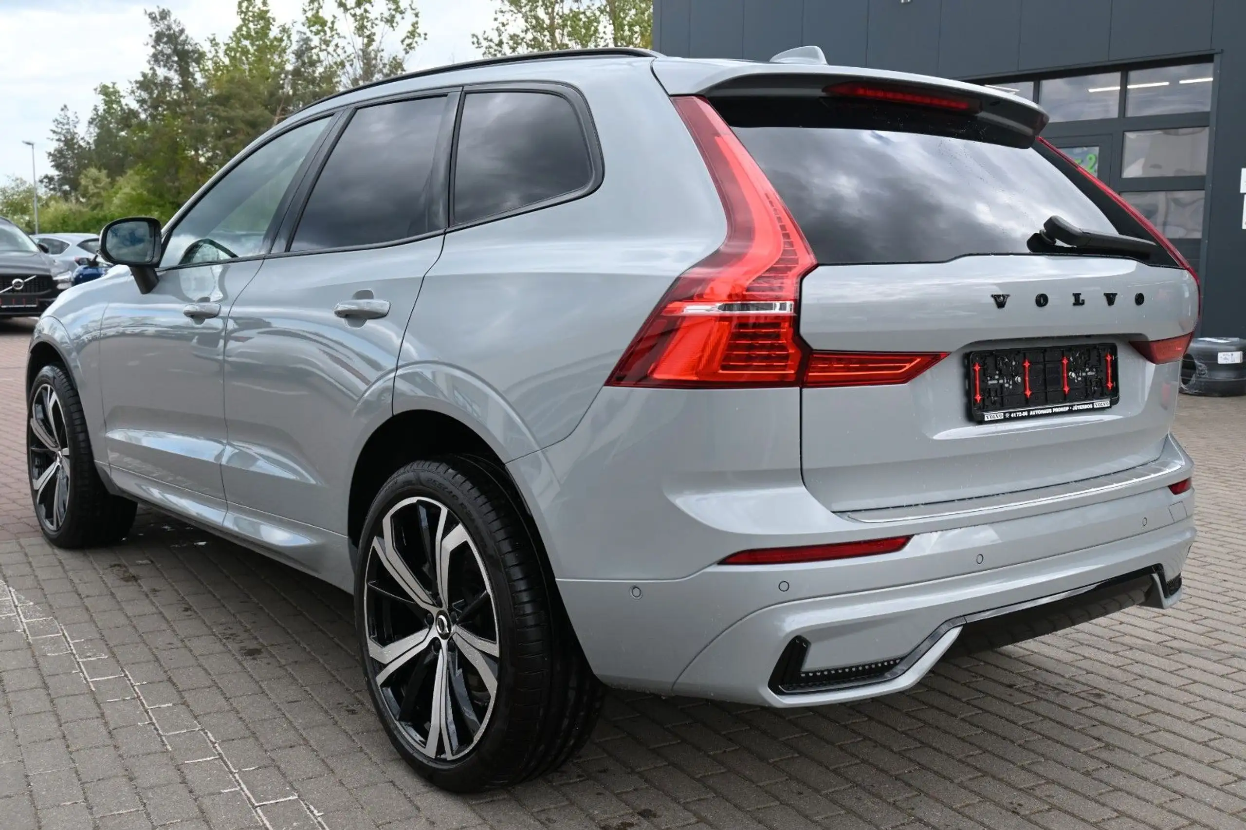 Volvo - XC60