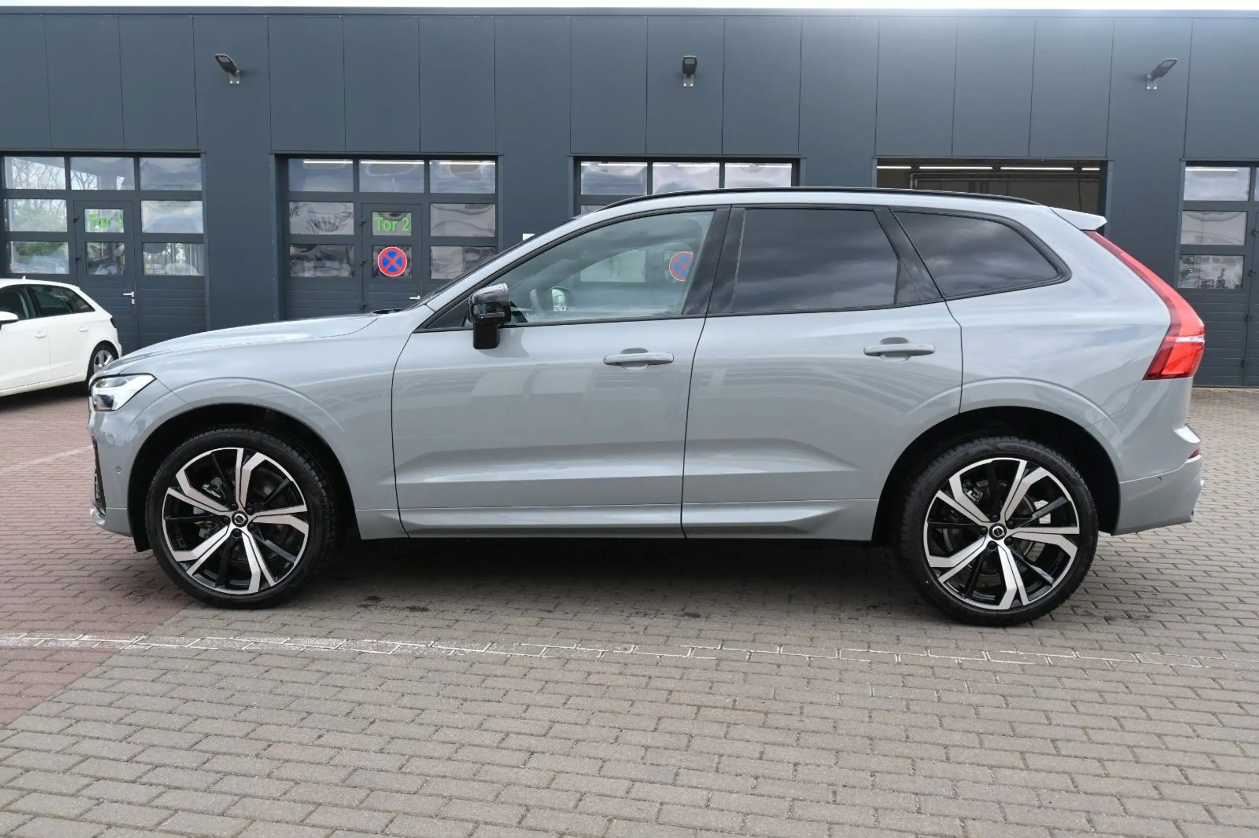 Volvo - XC60