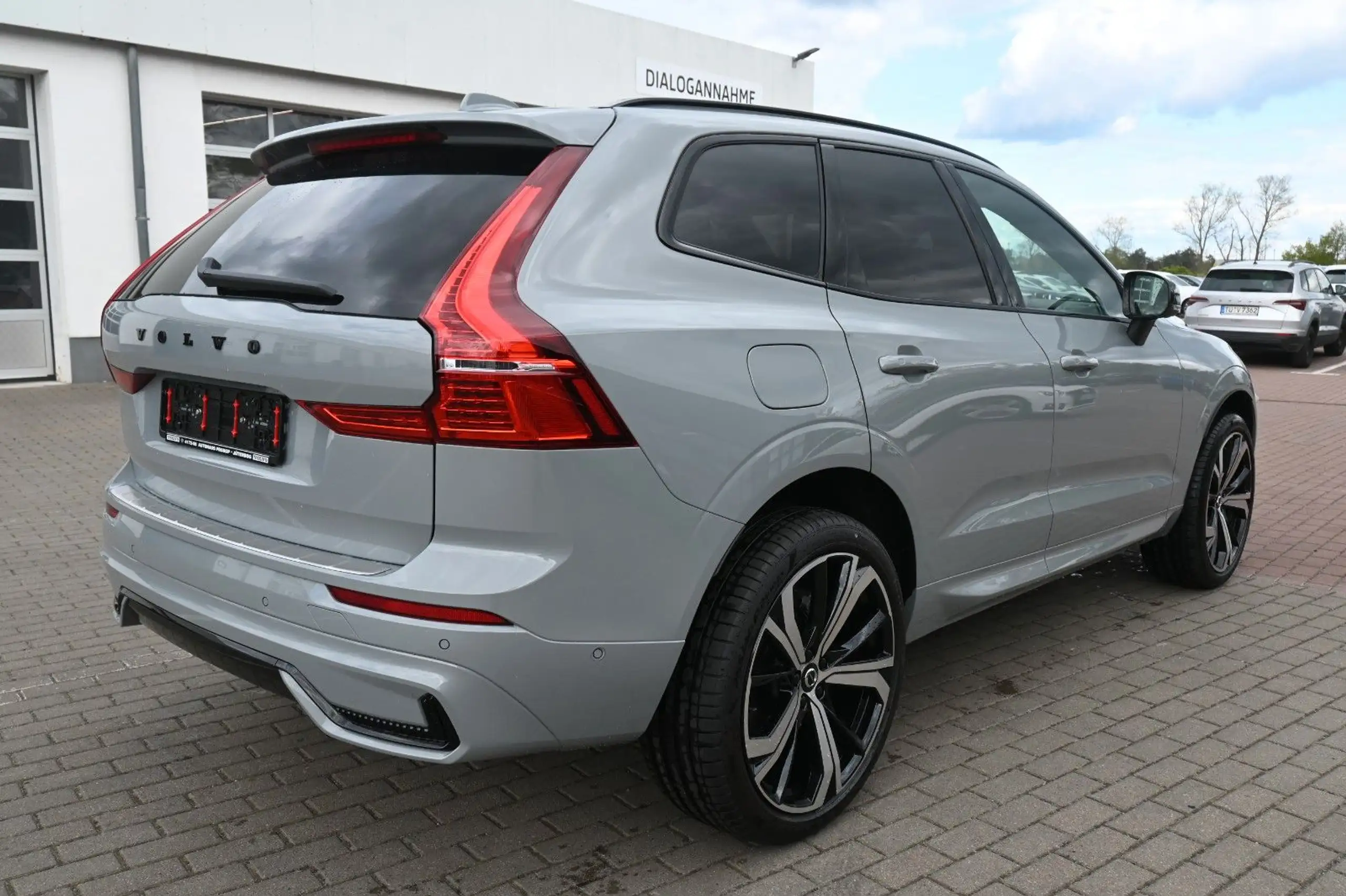 Volvo - XC60