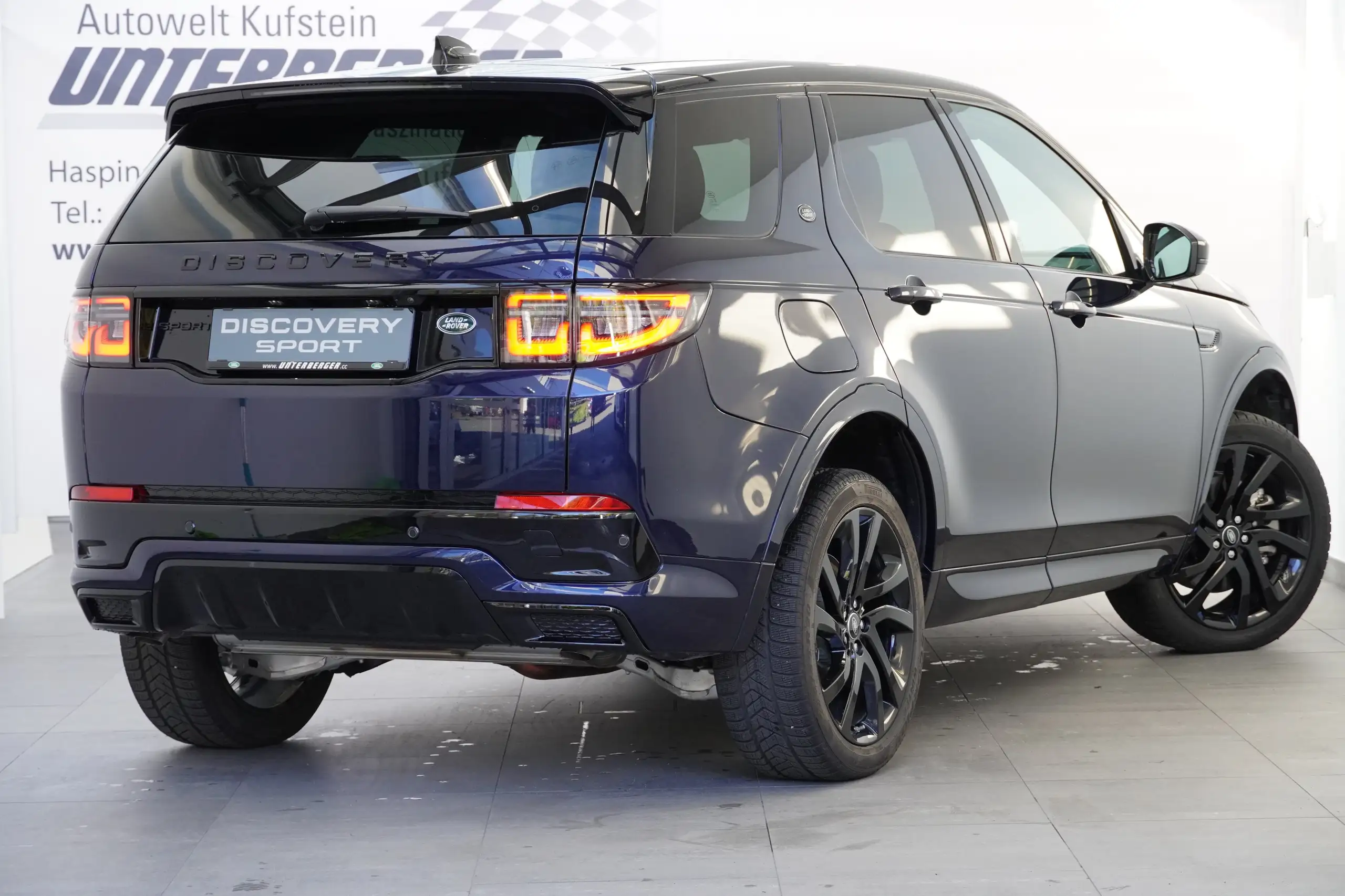 Land Rover - Discovery Sport