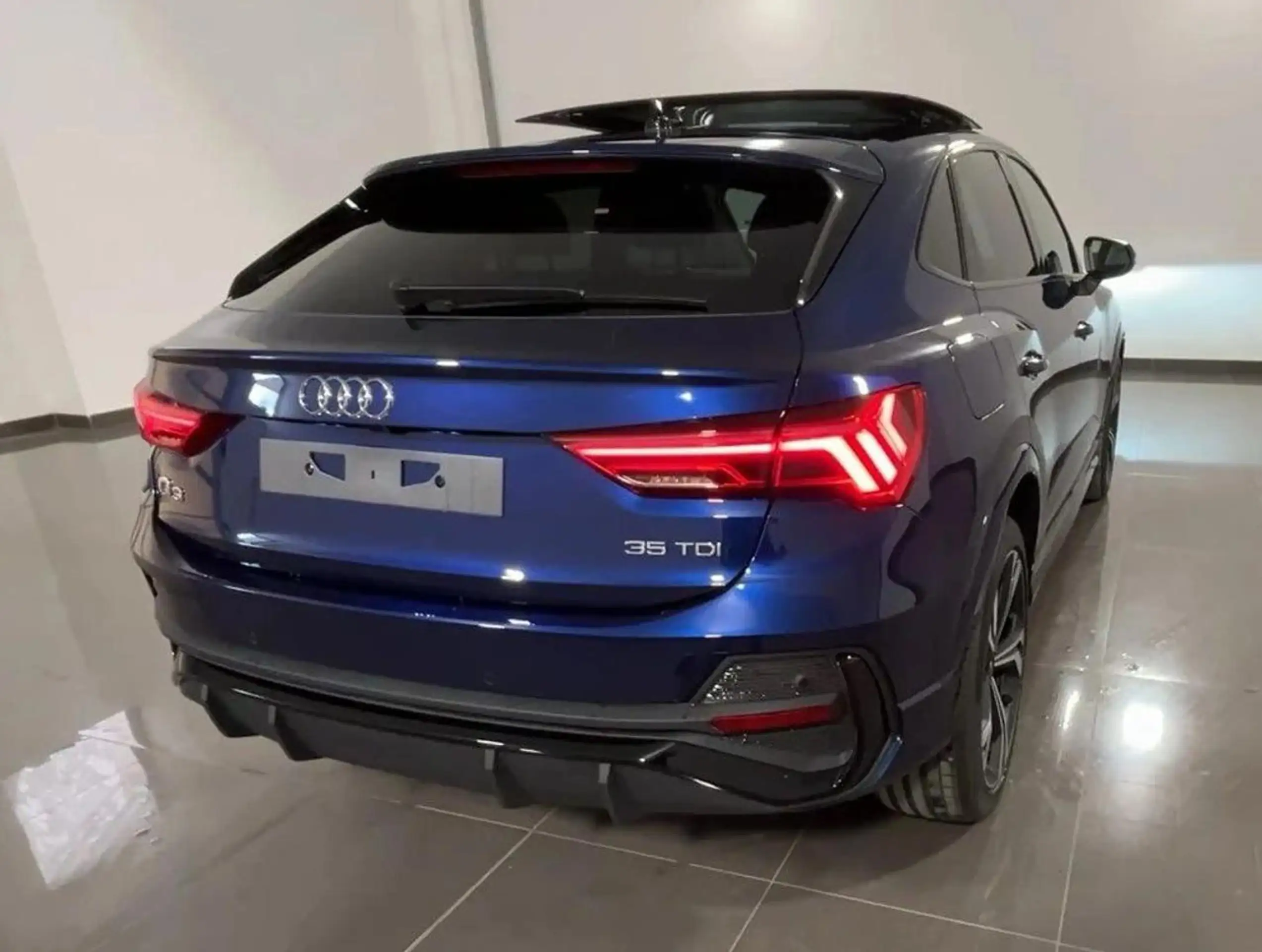 Audi - Q3