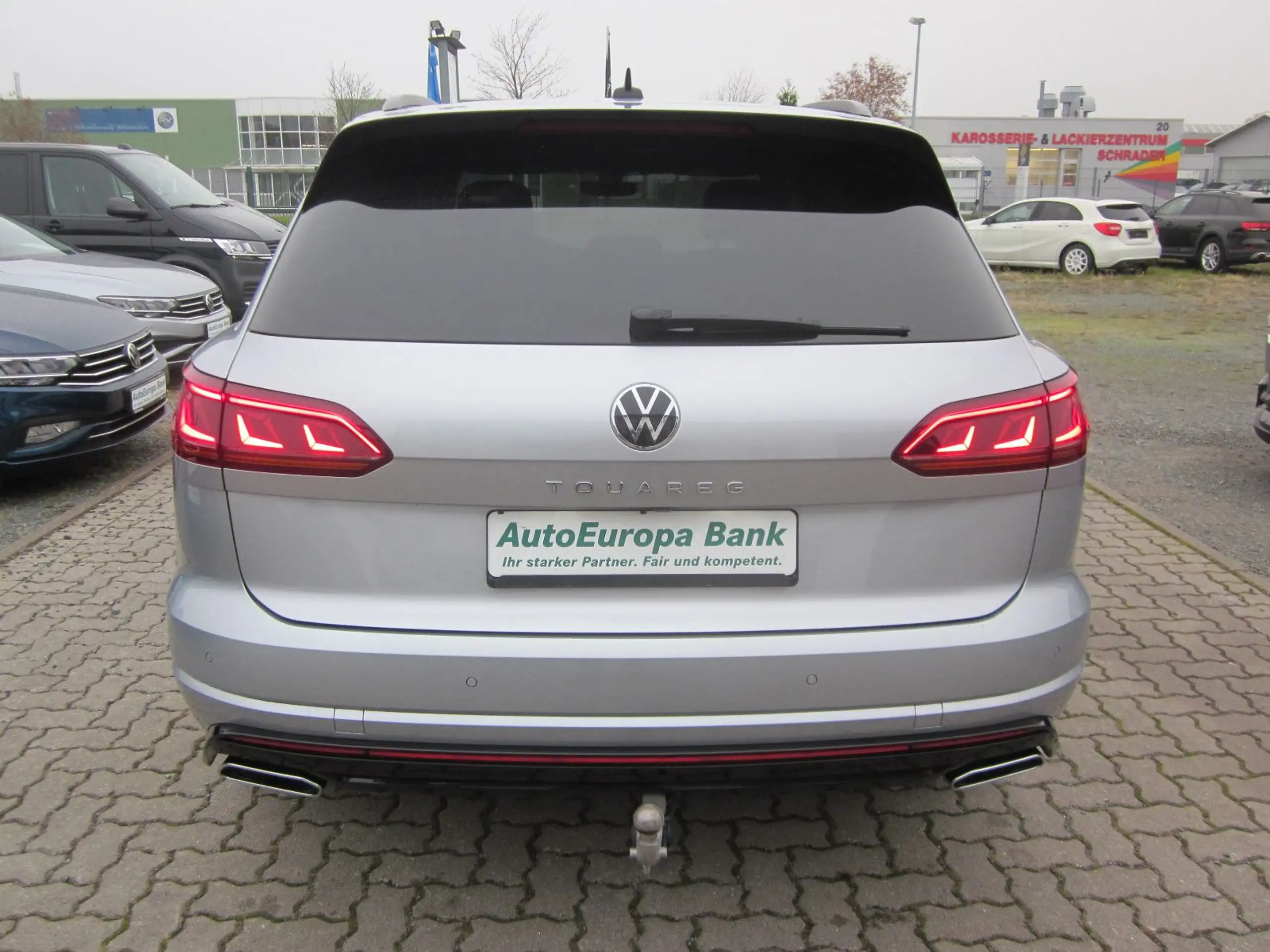 Volkswagen - Touareg