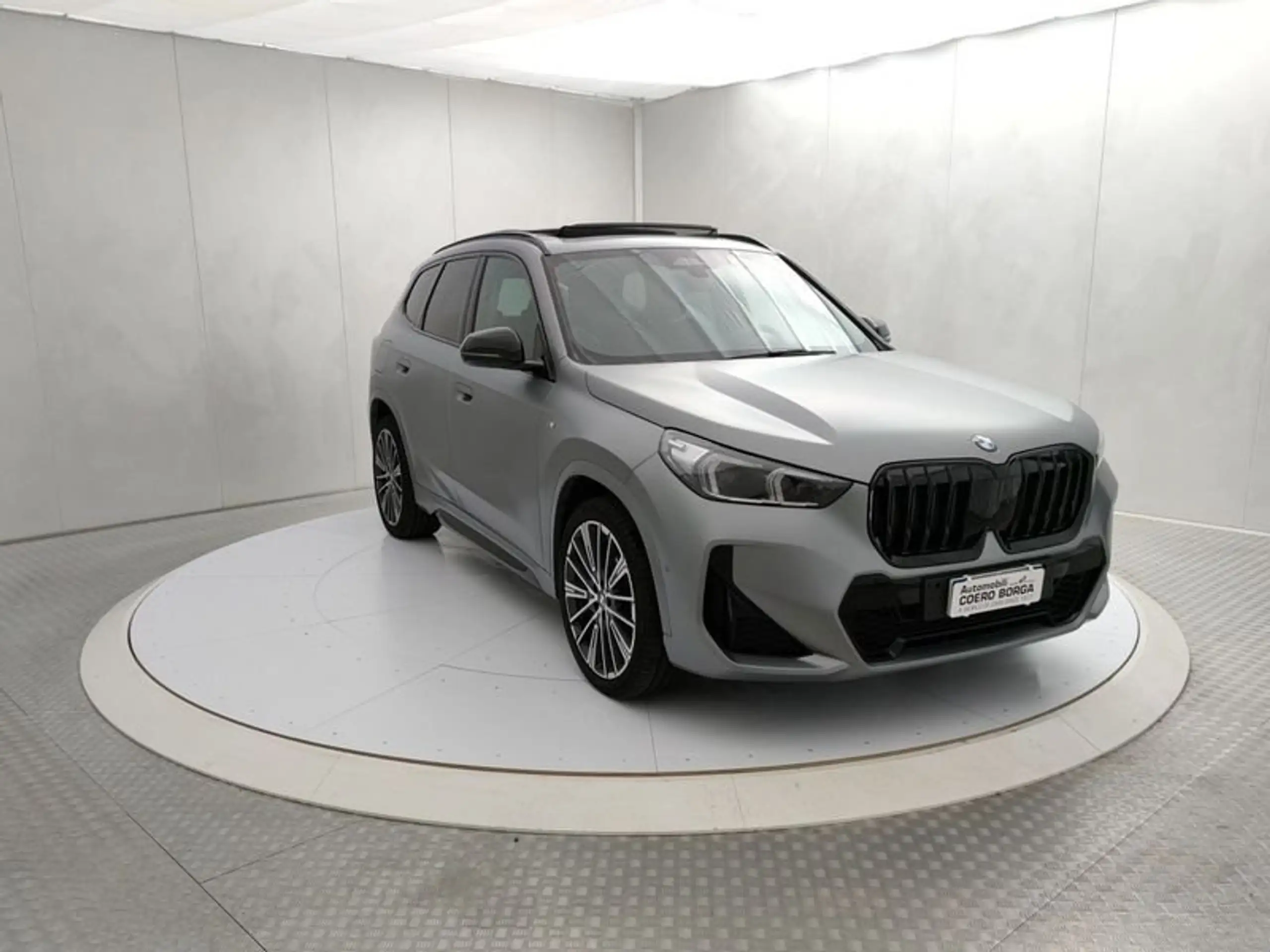 BMW - X1